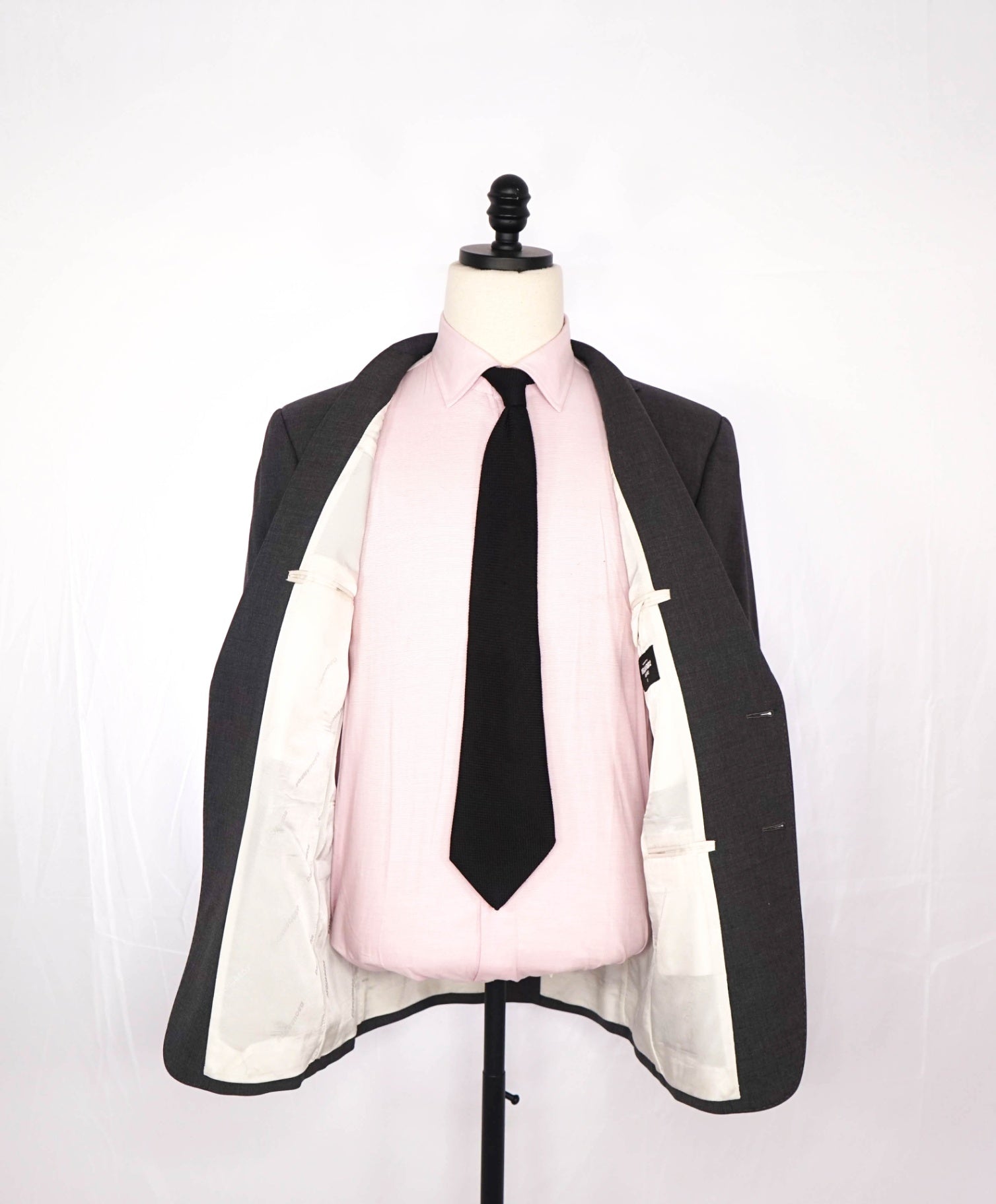 $2,000 DSQUARED2 - Solid Gray Wool SLIM Suit - 42