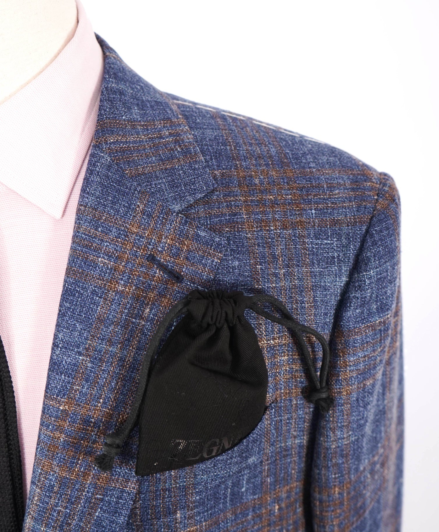 $2,990 ZEGNA - Blue Plaid Wool/Silk/Linen Blazer - 46L