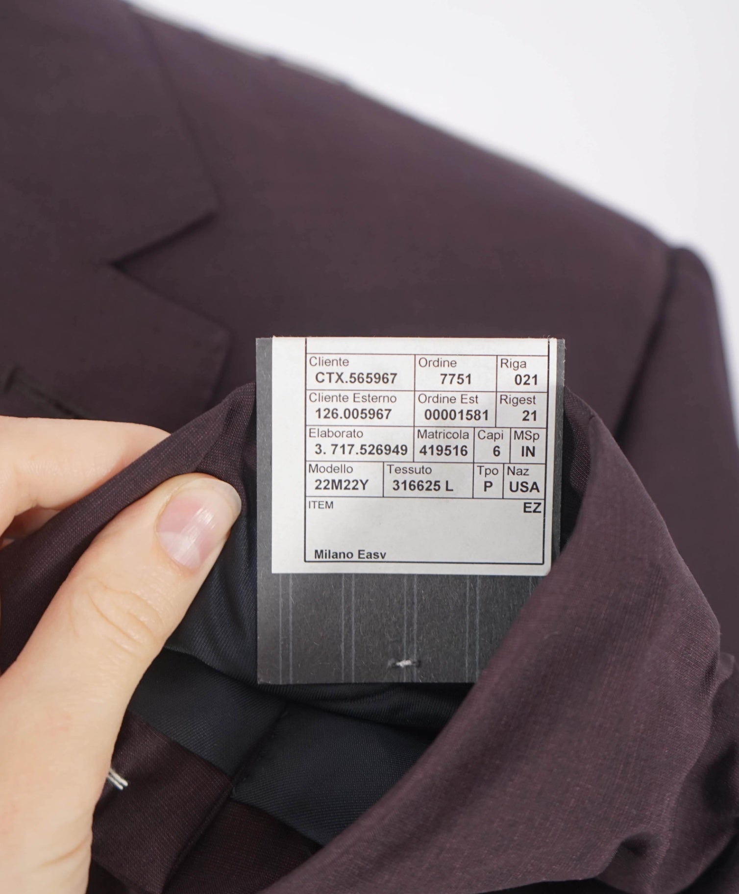 $4,995 ZEGNA -“LEGGERISSIMO" SILK/WOOL BURGUNDY Suit 48R