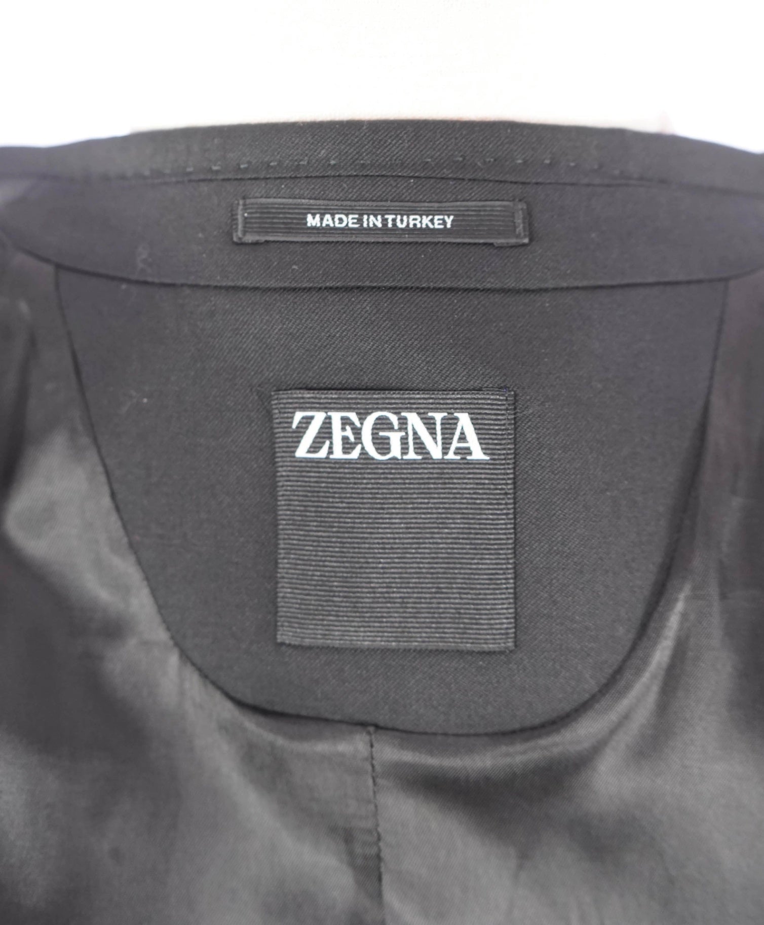 $3,990 ZEGNA - Solid Black Wool Peak Lapel Tuxedo - 42R