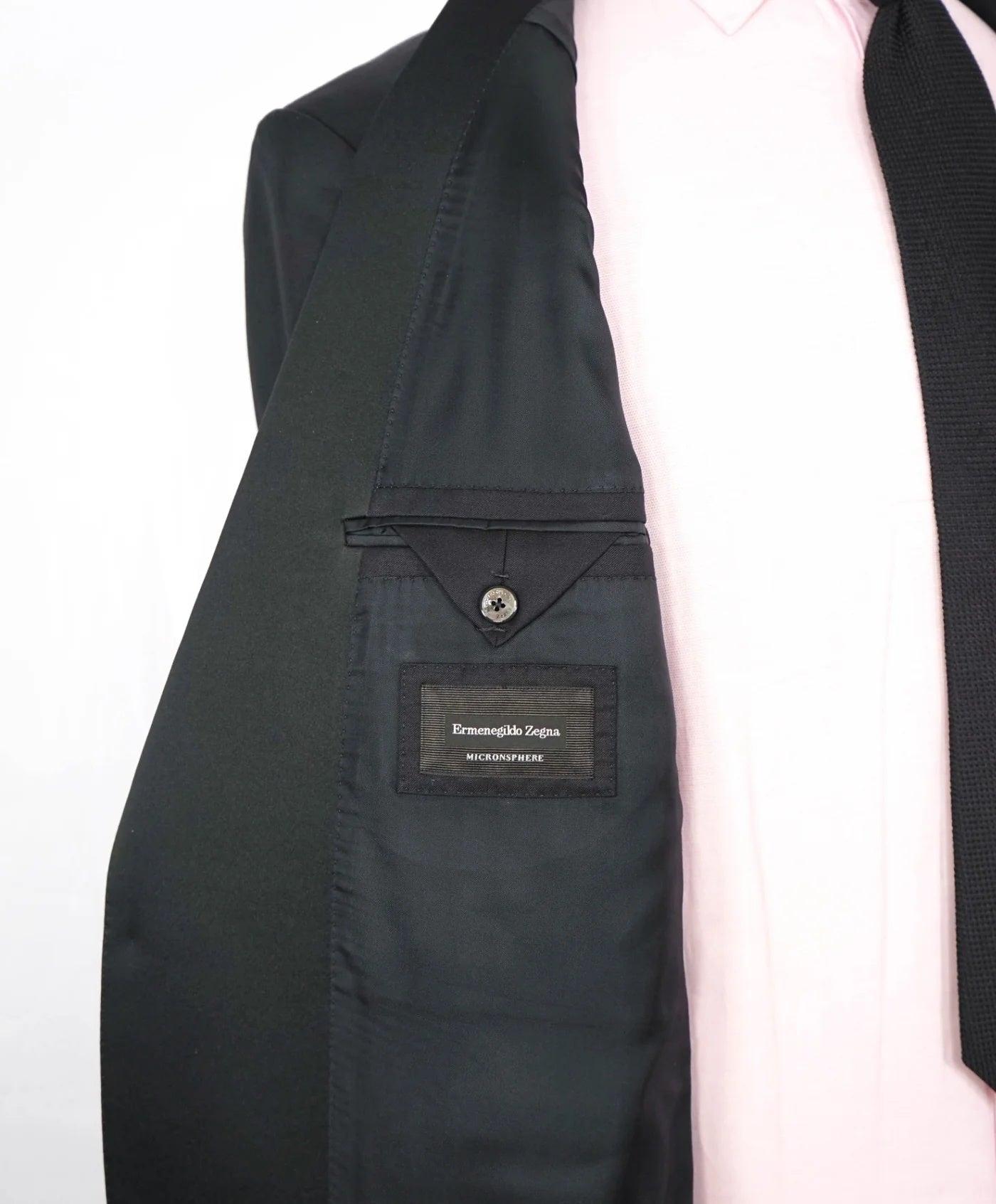 $3,995 ZEGNA - "MICROSPHERE" Black Wool Peak Lapel Tuxedo - 46S
