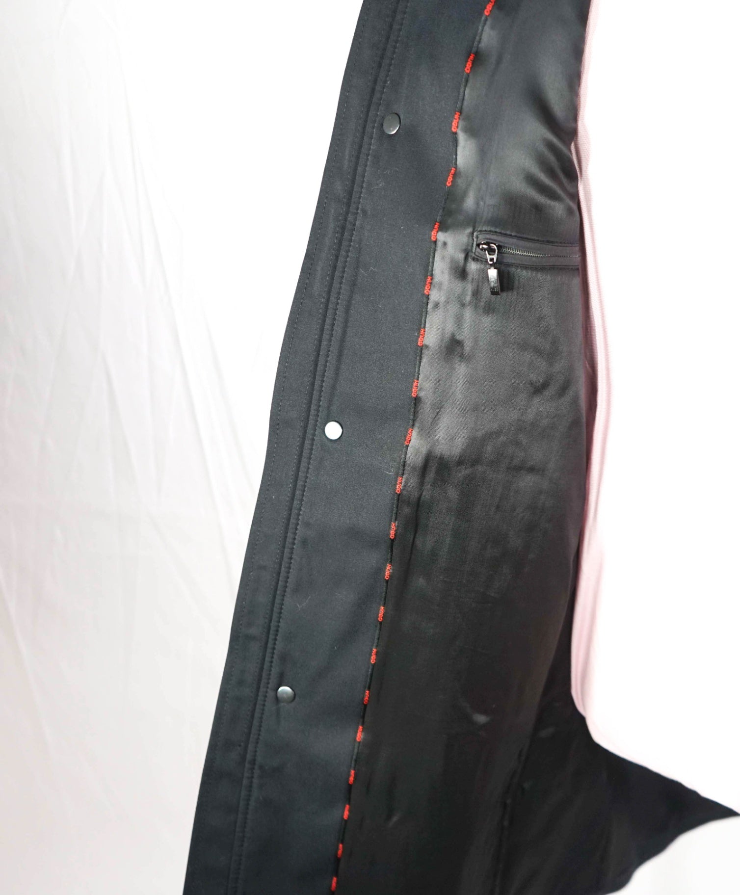 $550  HUGO BOSS - Solid Black Cotton Blend Rain/Top Coat - 34R