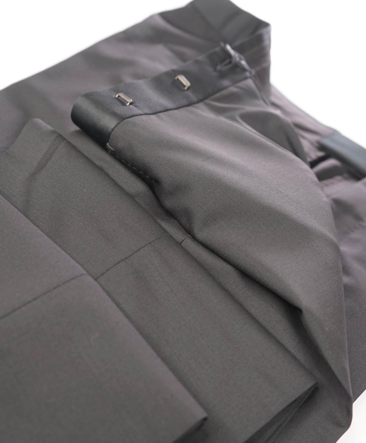 $890 ZEGNA - Black Wool/Mohair Modern Stripeless Tuxedo Pants - 38W