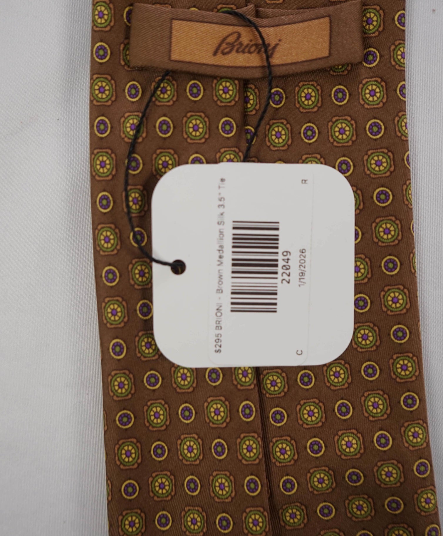 $295 BRIONI - Brown Medallion Silk 3.5" Tie