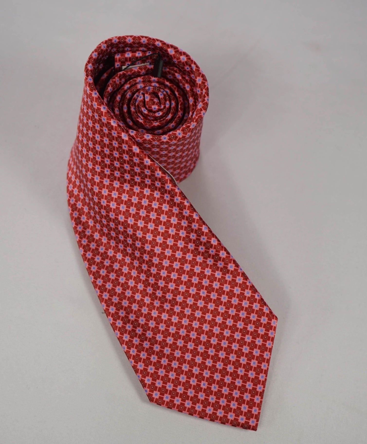 $145 J.S. EDWARDS - Red/Pink Printed Silk Stefano Ricci Style 3.25" Tie