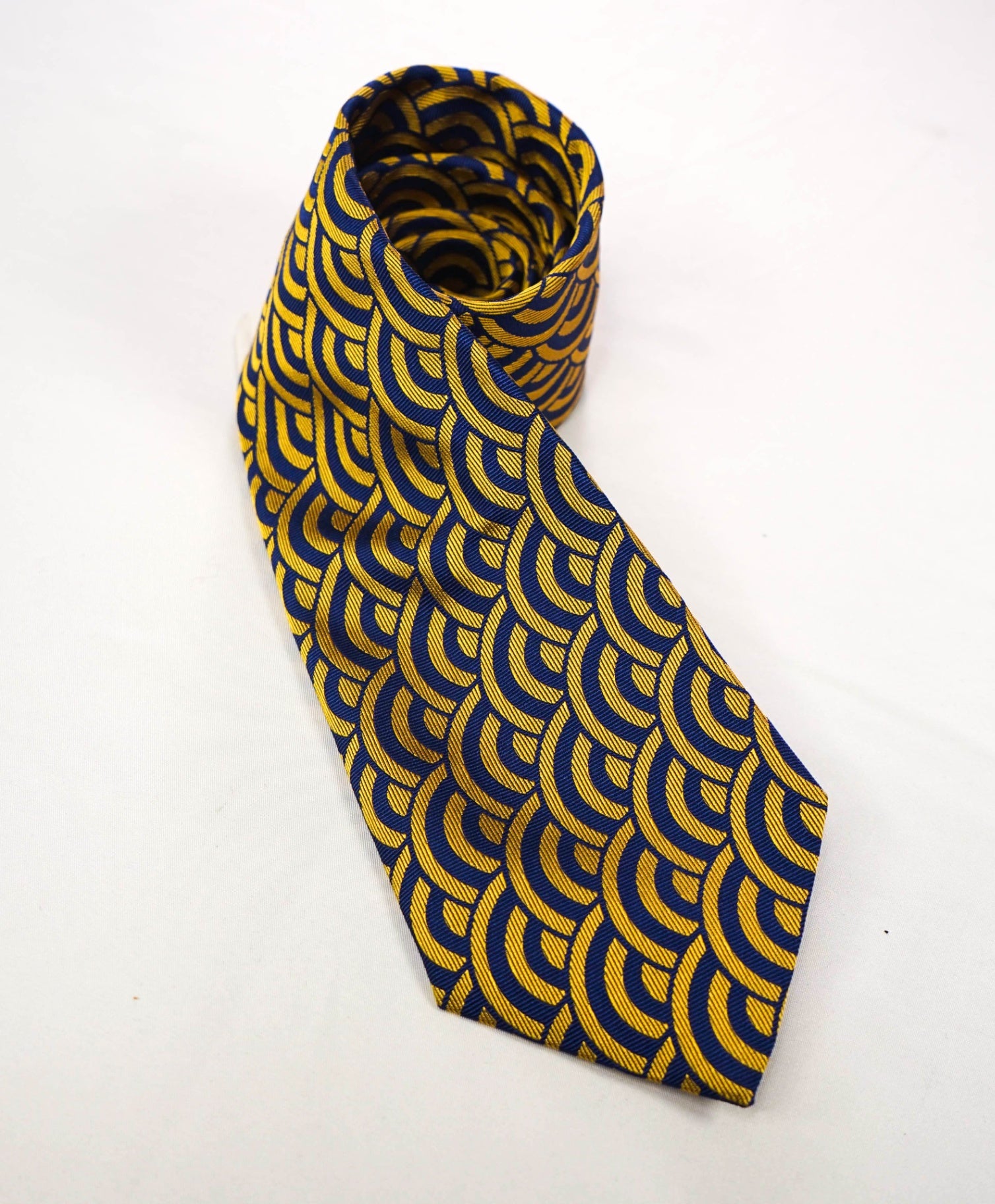 $315 TURNBULL & ASSER - Blue/Gold Seigaiha Silk 3.5" Tie