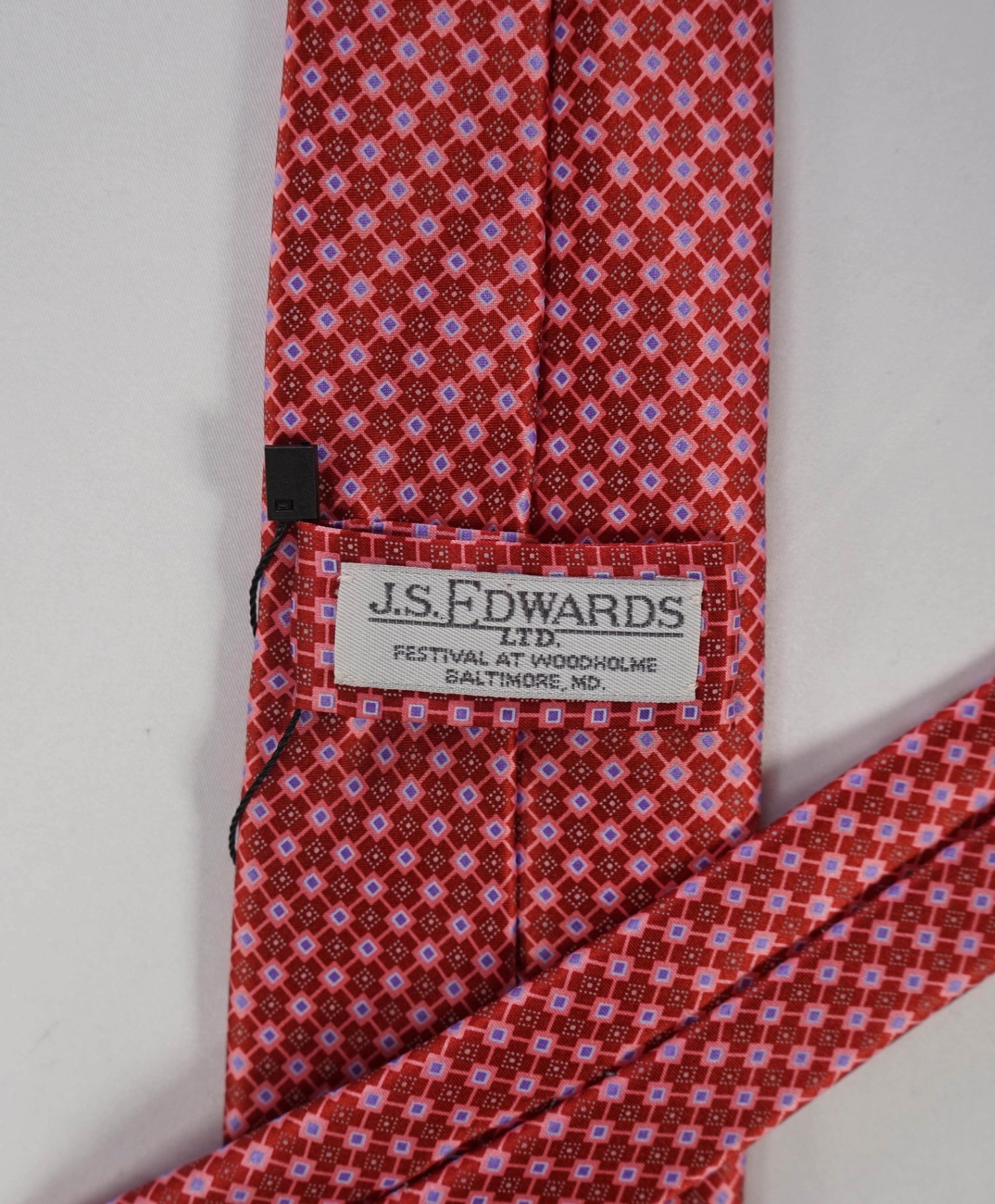 $145 J.S. EDWARDS - Red/Pink Printed Silk Stefano Ricci Style 3.25" Tie