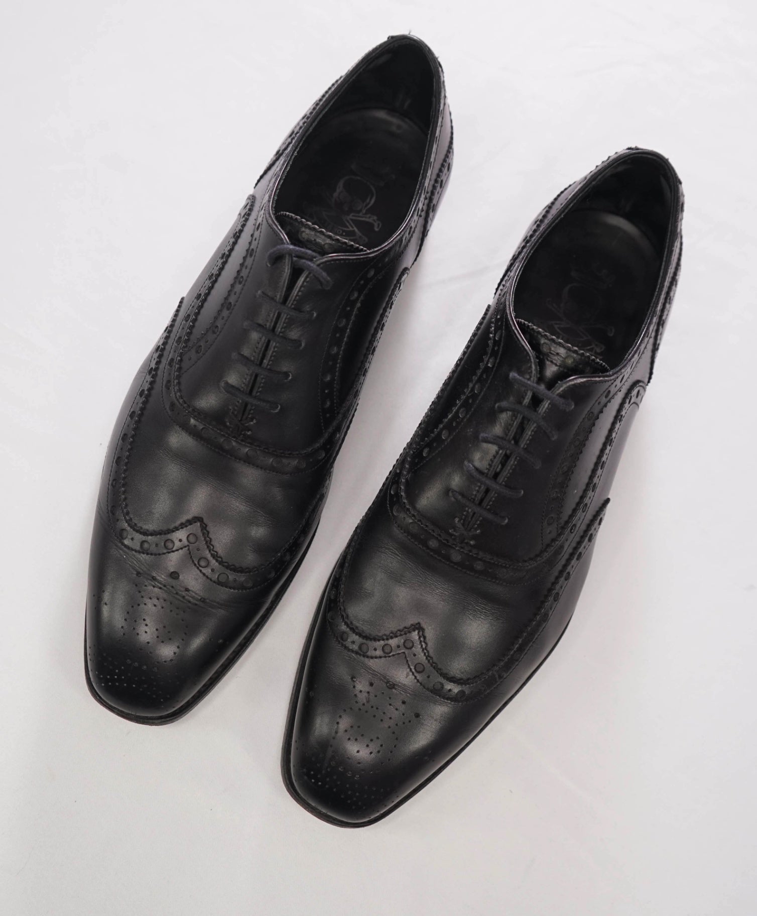 $675 BARKER BLACK - Black Wingtip Leather oxfords - US 10 (9UK)