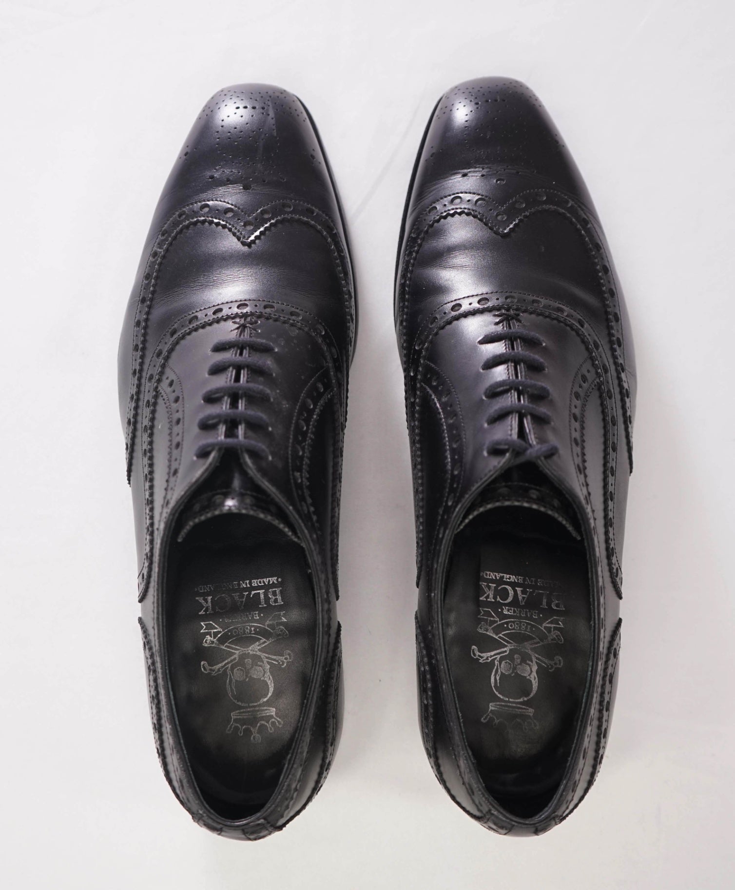 $675 BARKER BLACK - Black Wingtip Leather oxfords - US 10 (9UK)