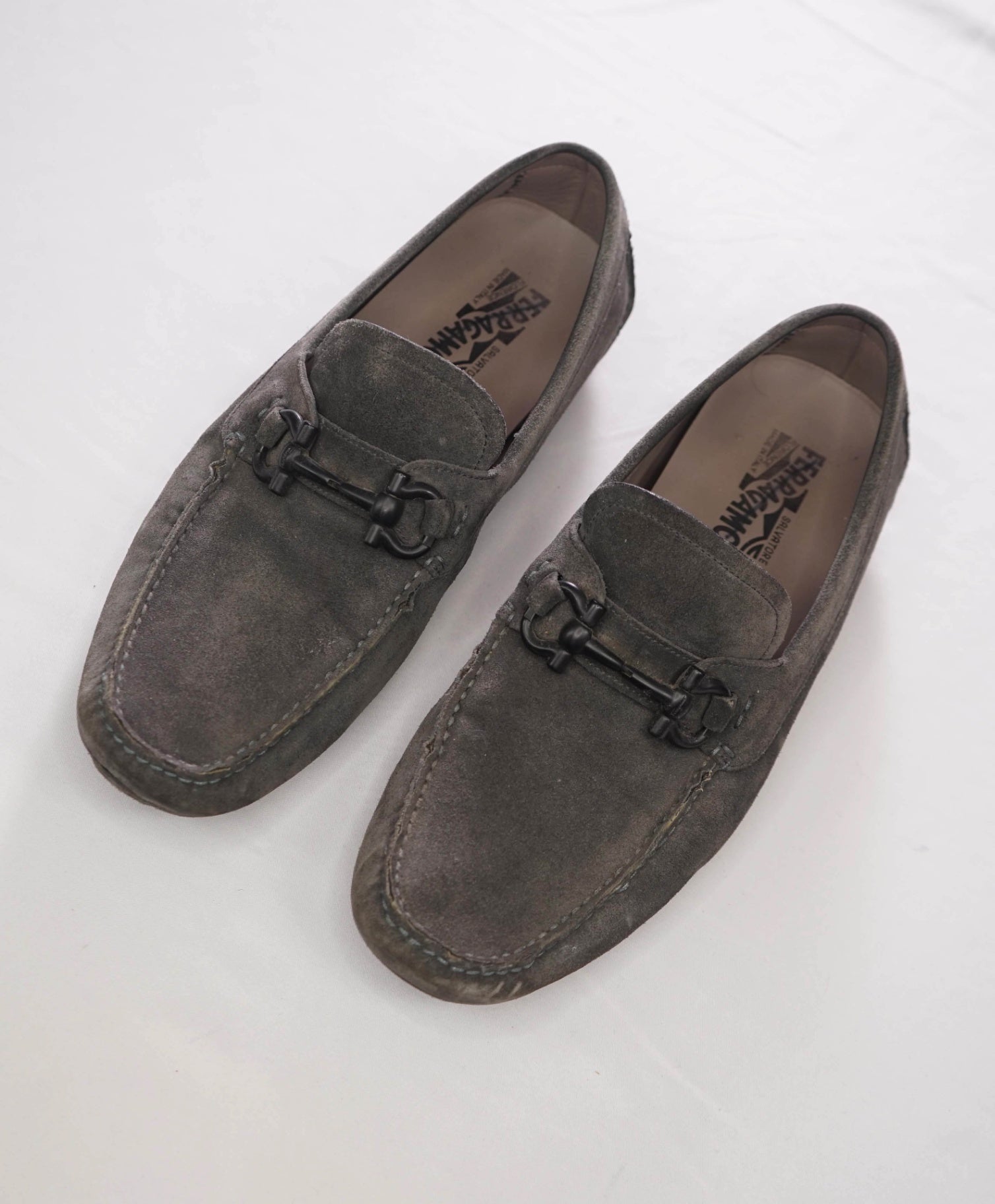 $795 FERRAGAMO - Gray Suede Driving Loafers - 9.5 E