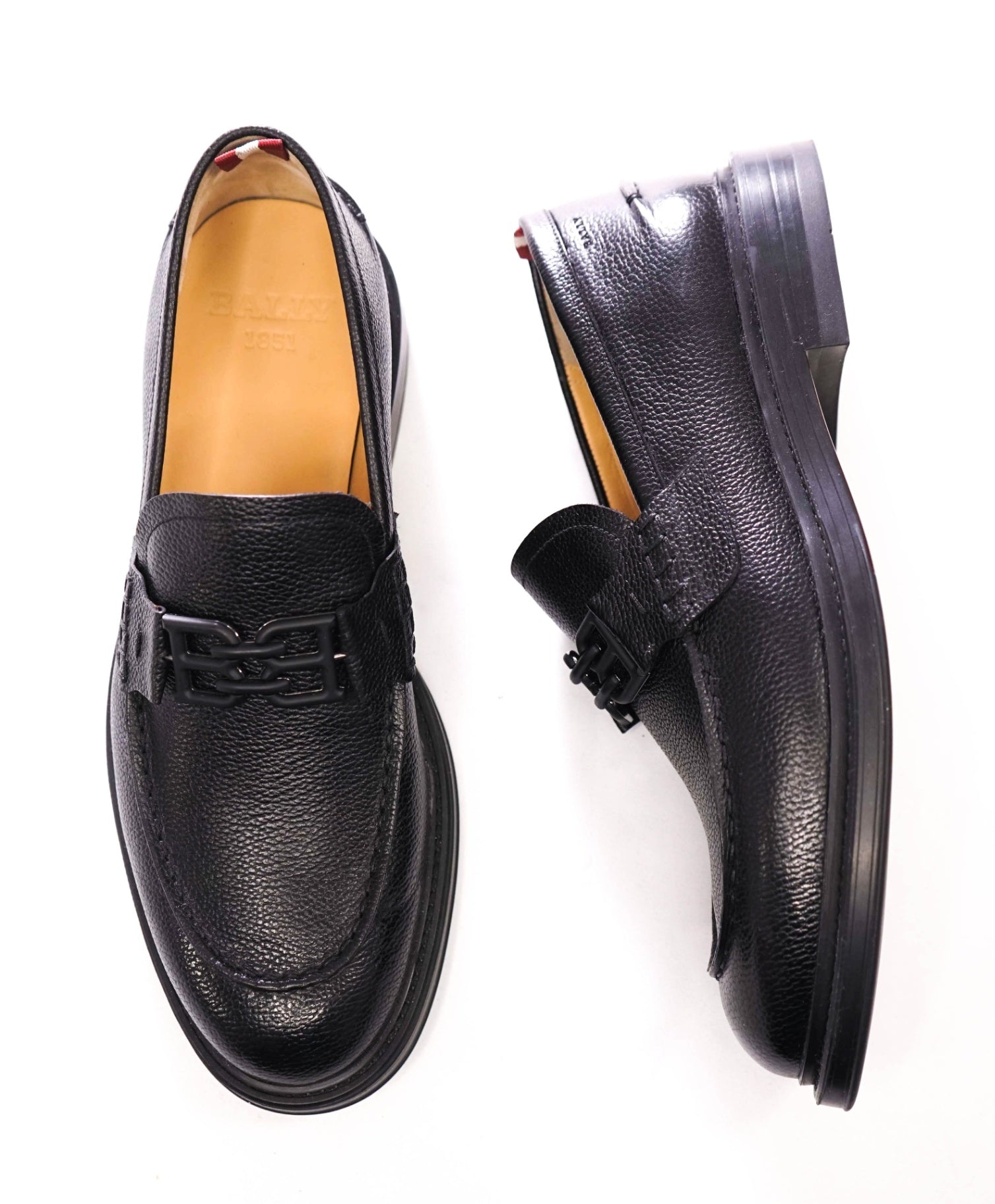 $995 BALLY - Black Pebble Leather Loafers - US 7.5 (6.5UK)