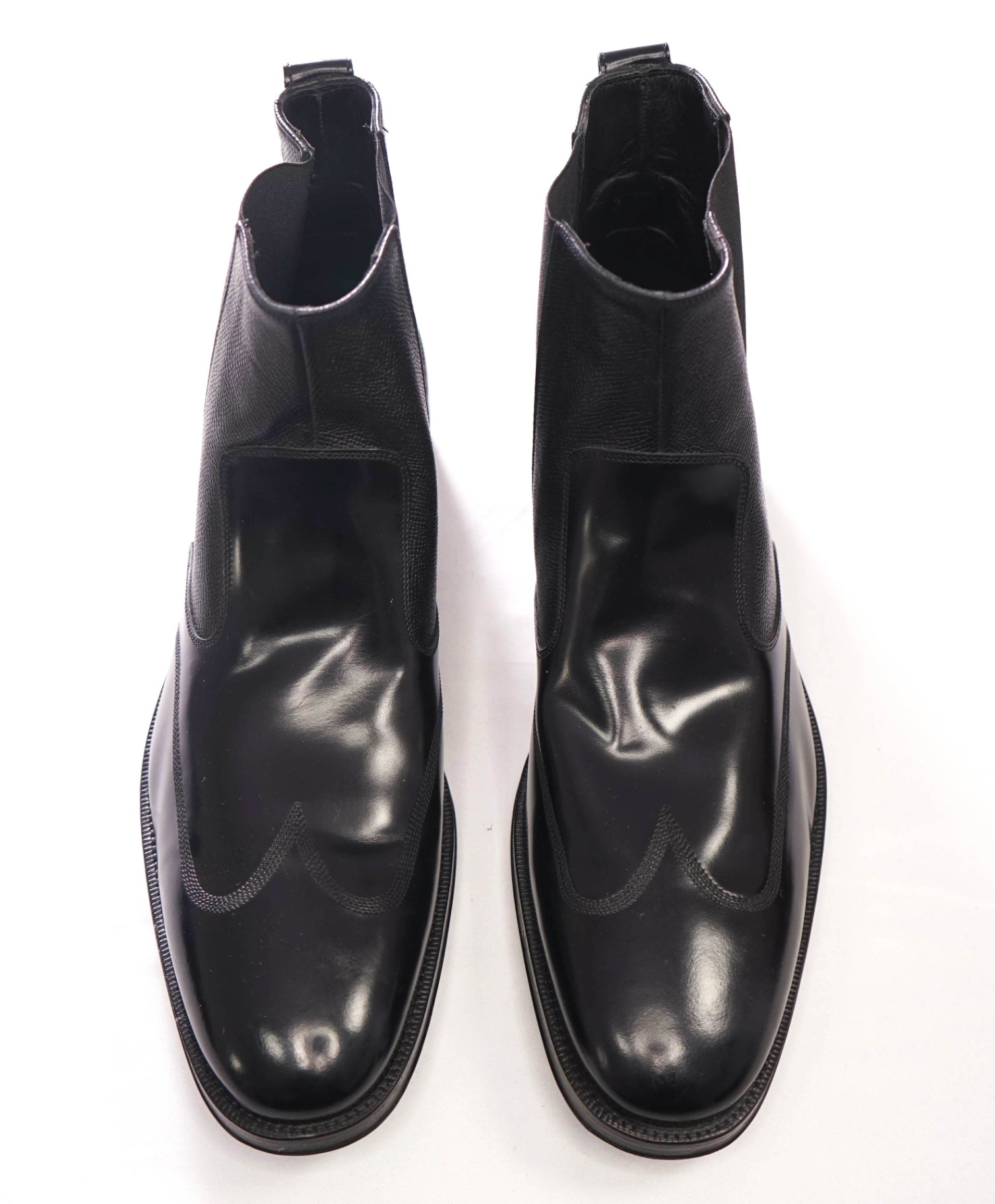 $1,590 FERRAGAMO - Black Leather "LAVORAZIONE" Chelsea Boots - 13 D