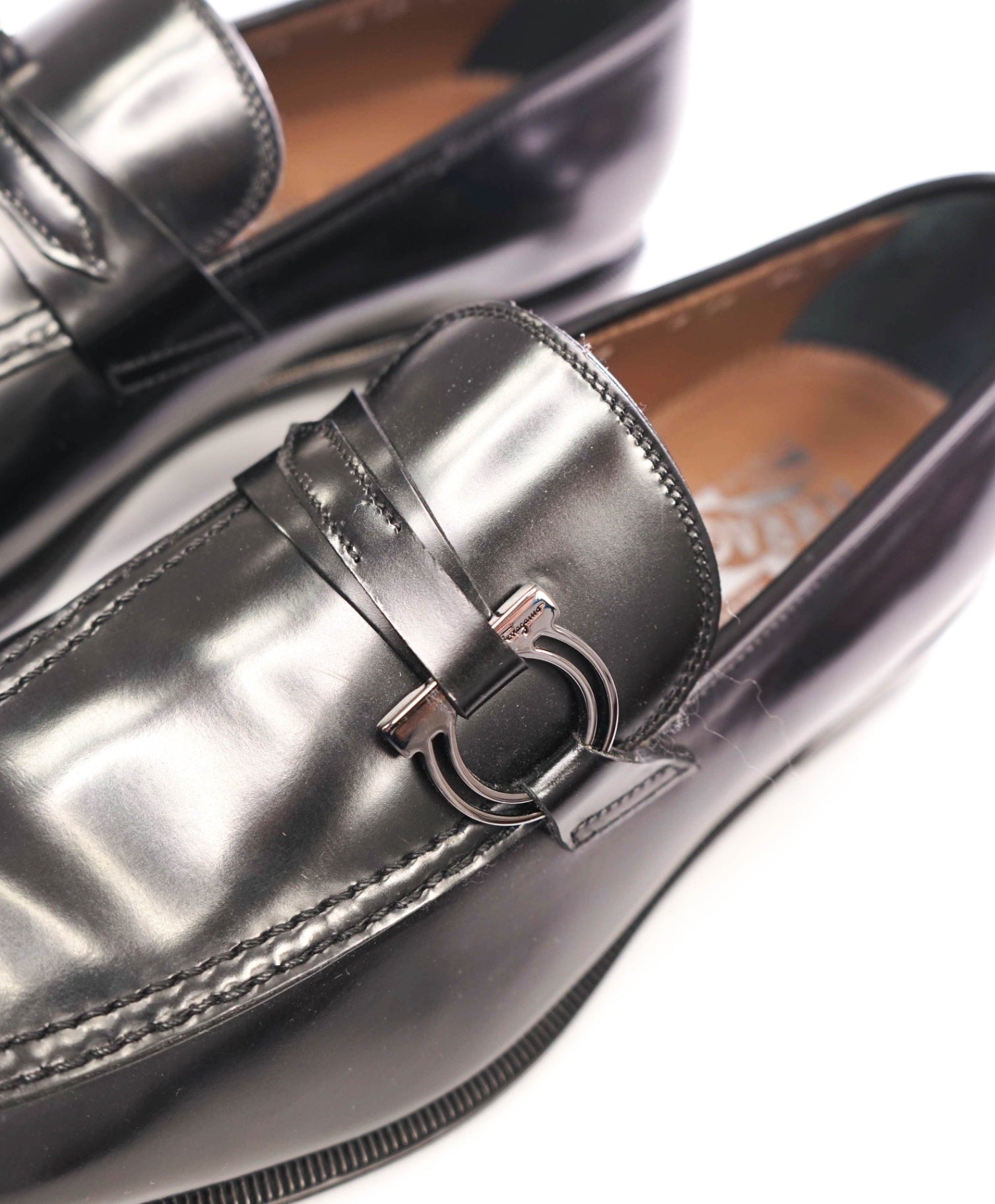 $950 FERRAGAMO - "ROLLY" Black Leather Loafers - 8.5 E