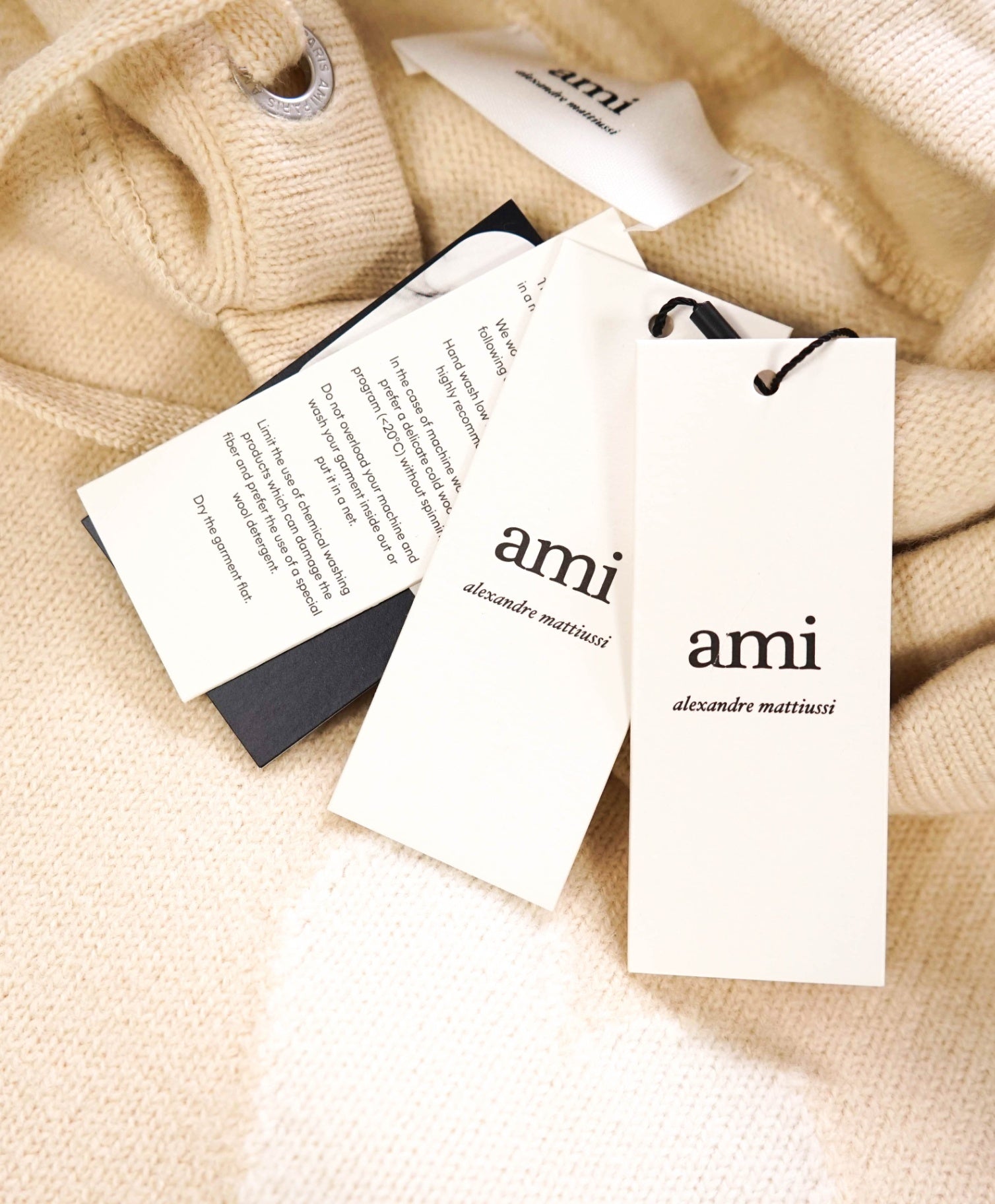 $670 AMI - Vanilla Wool Knit Hoodie - Men's L (Unisex)