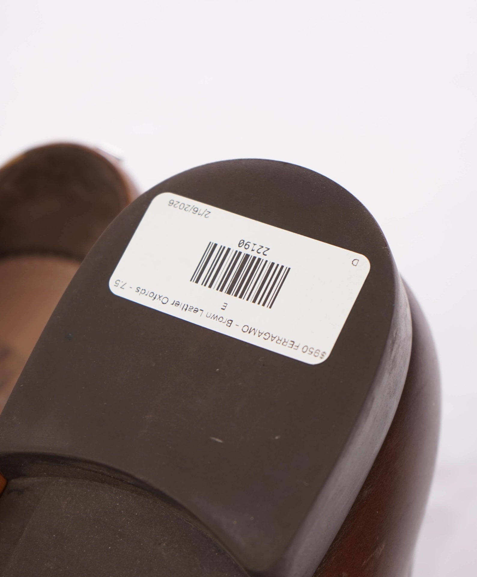 $950 FERRAGAMO - Brown Leather Oxfords - 7.5 E