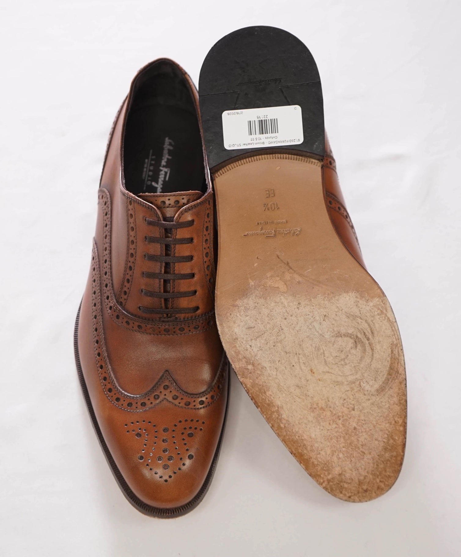 $750 FERRAGAMO - Brown Leather STUDIO Oxfords - 10.5 EE