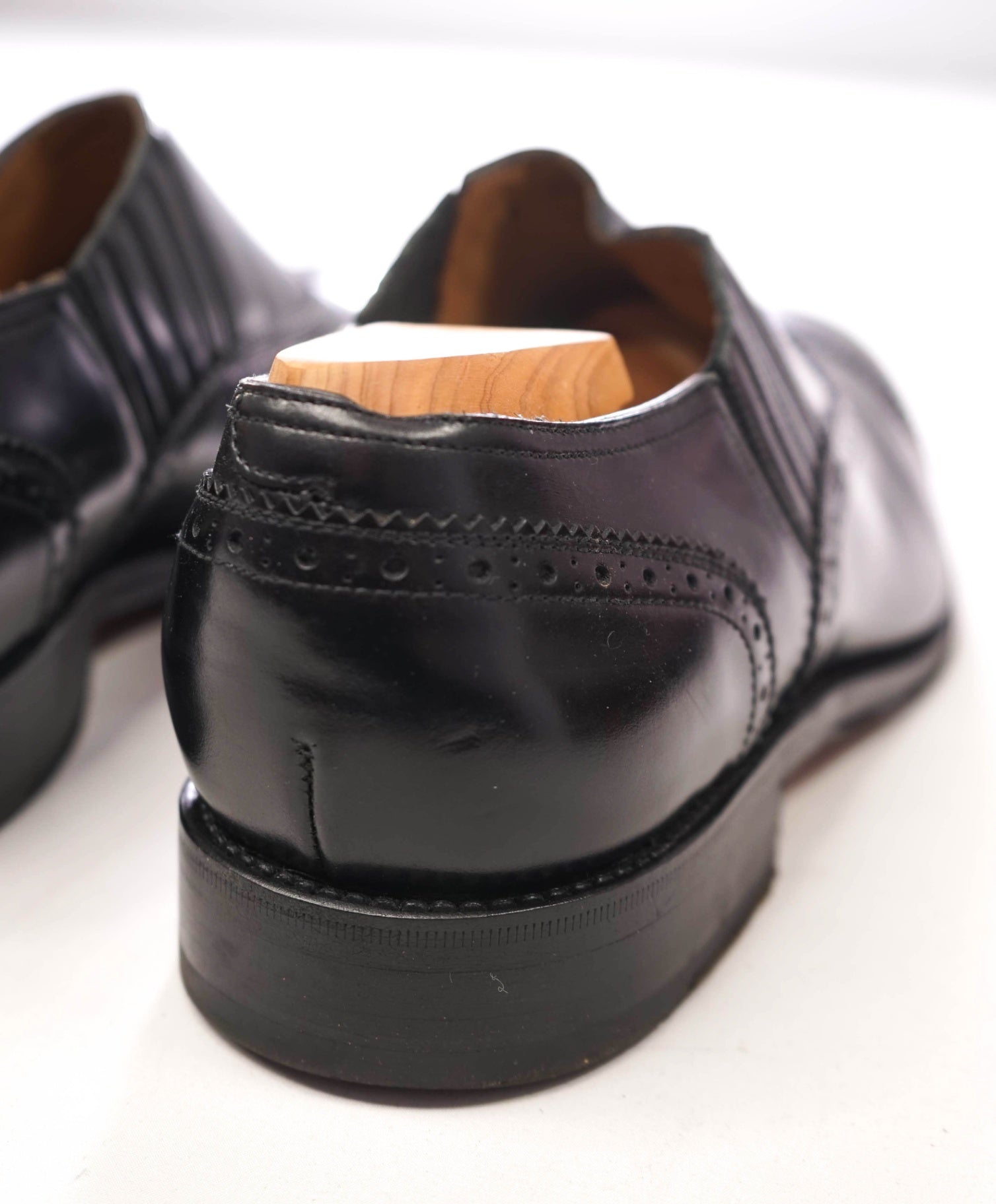 $1,295 FERRAGAMO - "TRAMEZZA" Black Leather Loafers - 10 3E