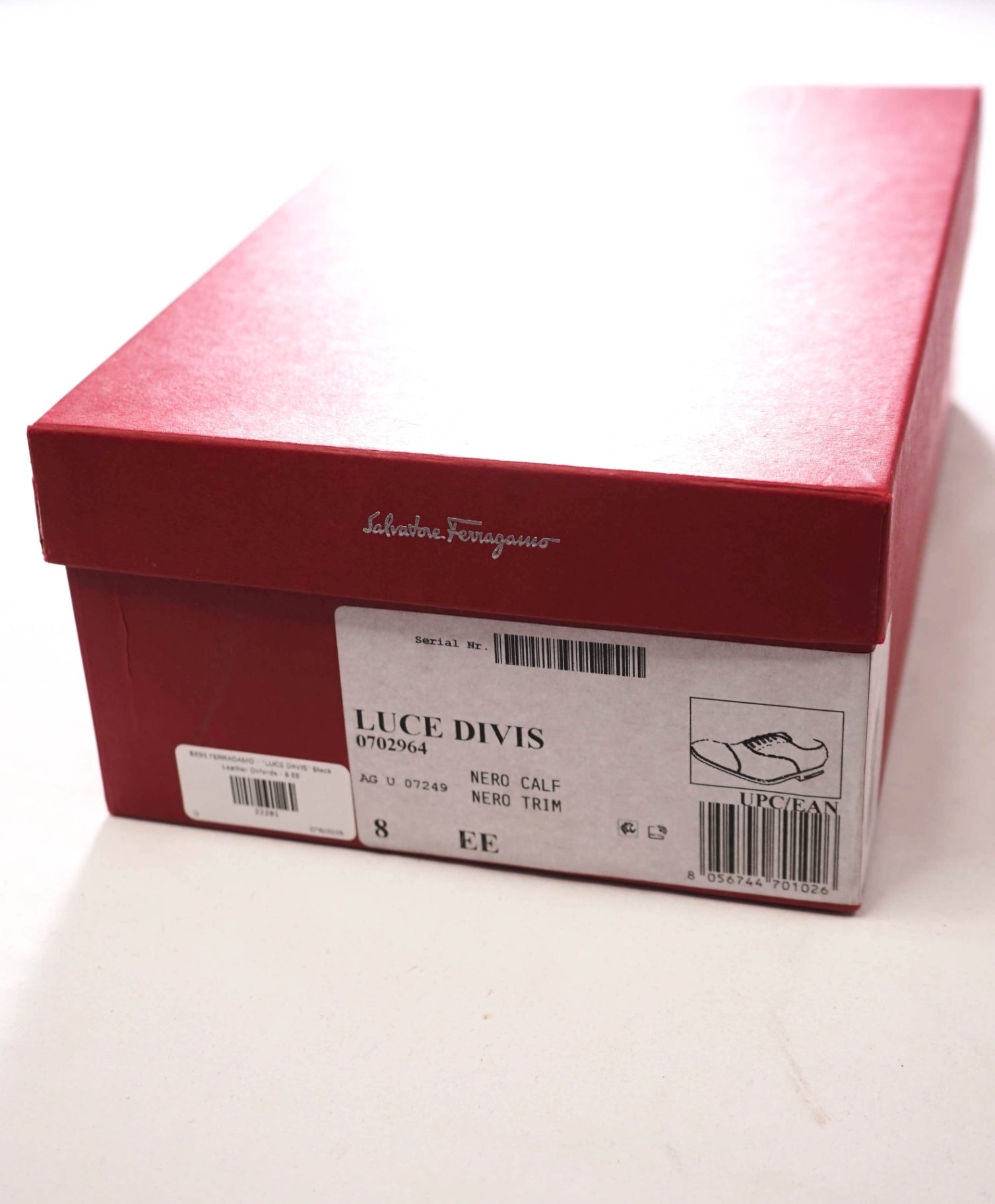 $895 FERRAGAMO - "LUCE DAVIS" Black Leather Oxfords - 8 EE