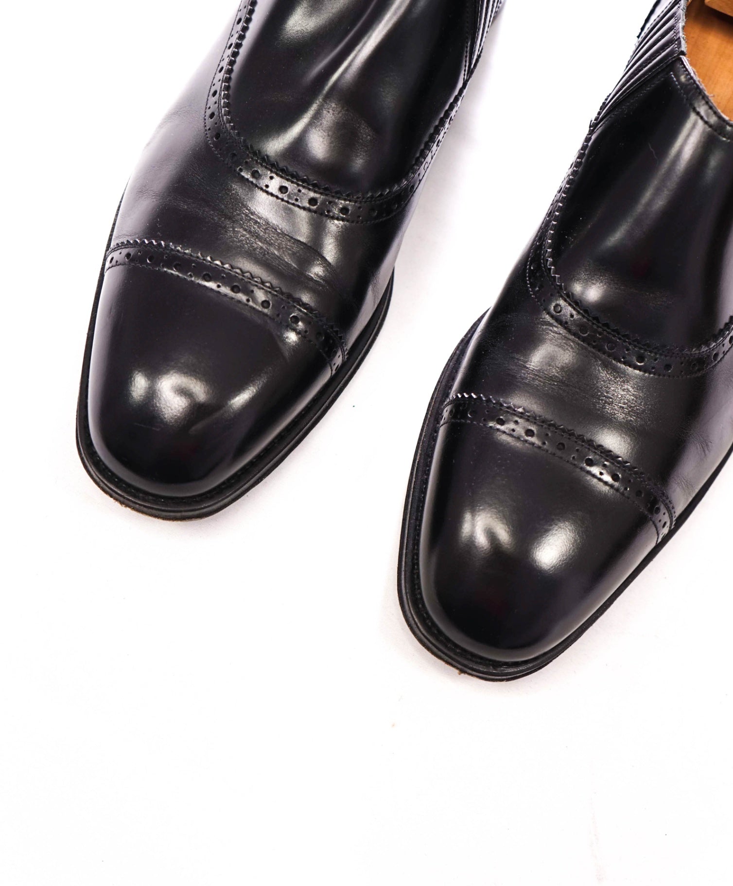 $1,295 FERRAGAMO - "TRAMEZZA" Black Leather Loafers - 10 3E