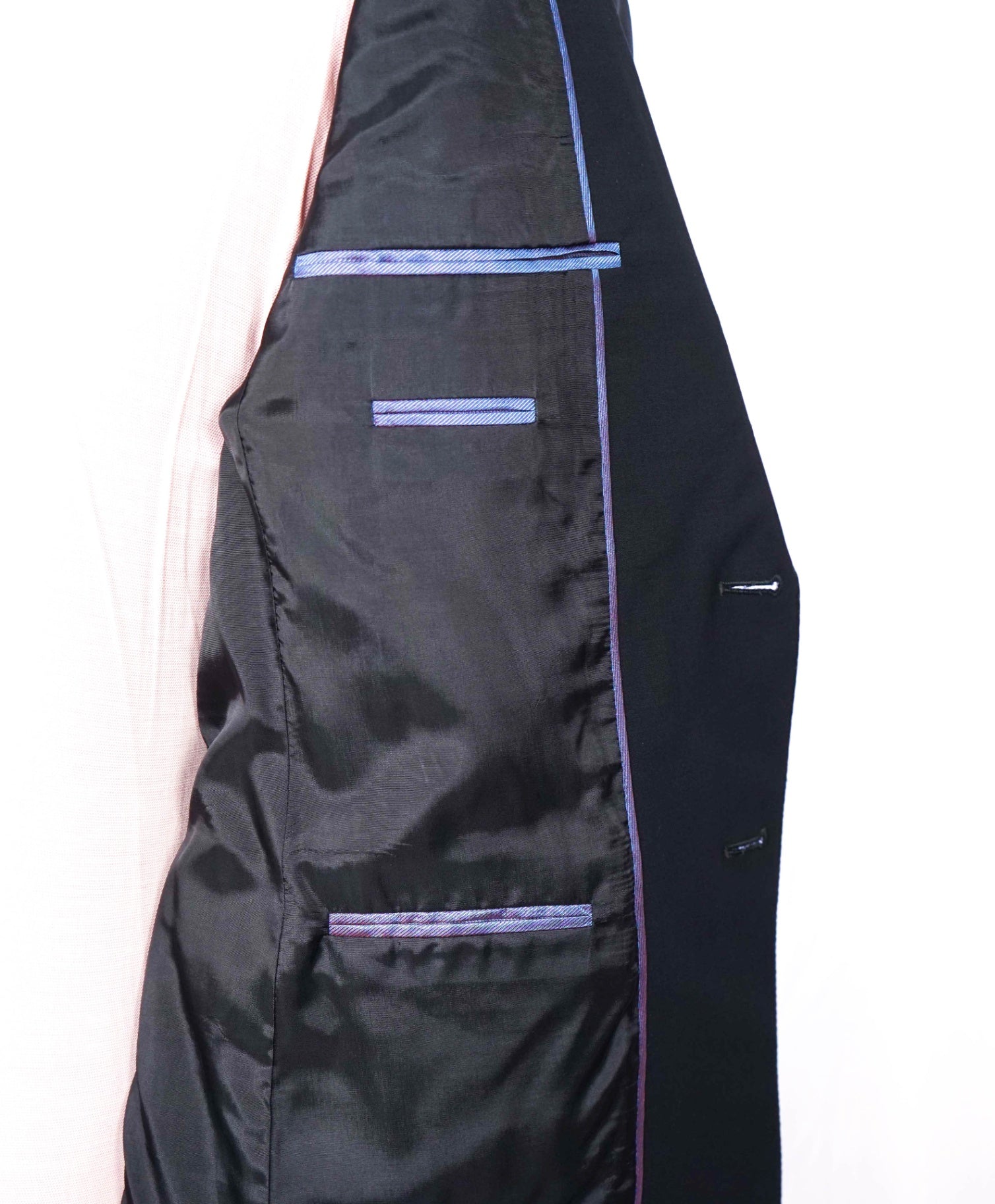 $1,895 ARMANI COLLEZIONI - "G-LINE" Solid Navy Wool Suit - 36R