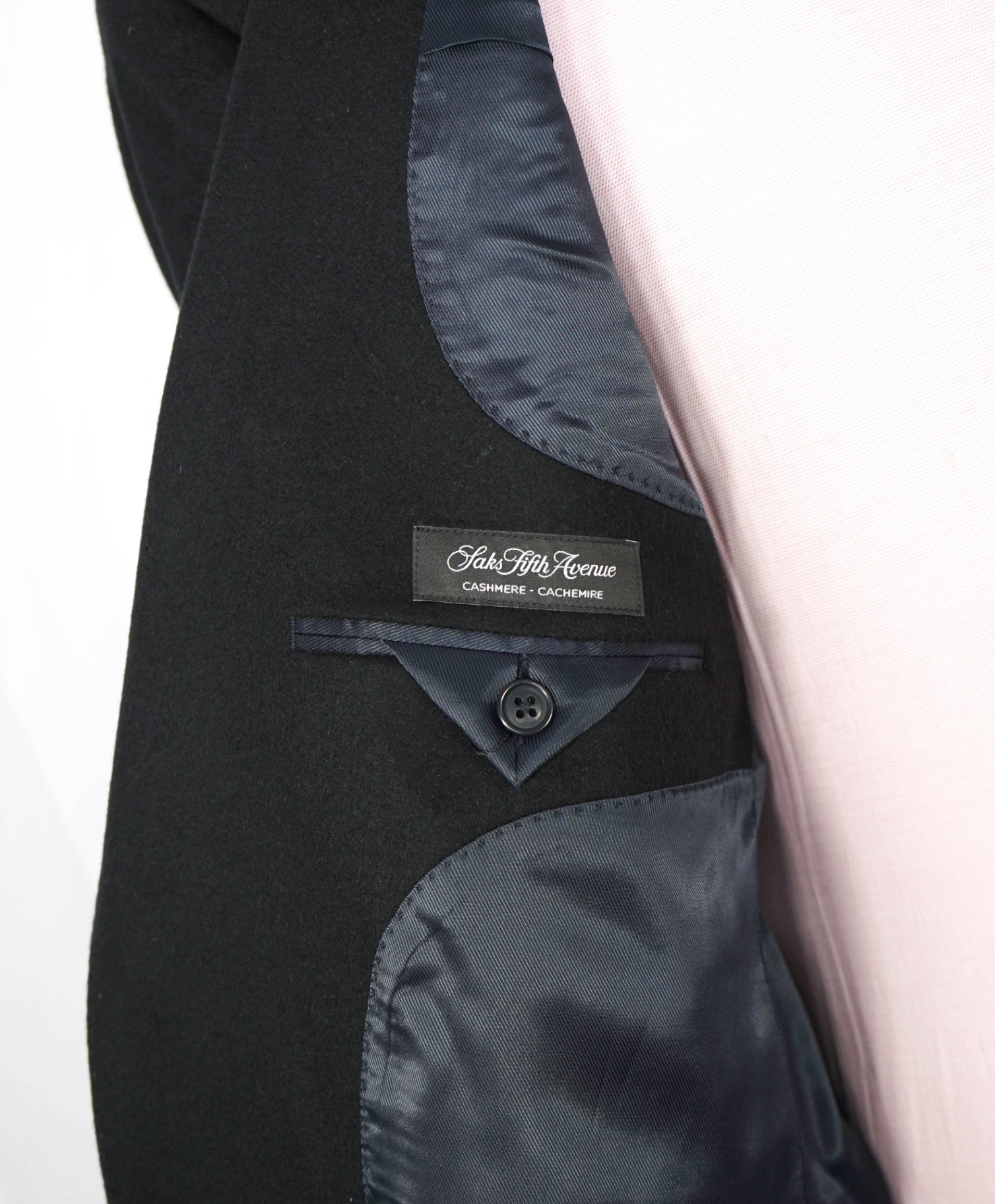 $1,195 SAKS FIFTH AVENUE - Black 100% Cashmere Slim Blazer - 44R