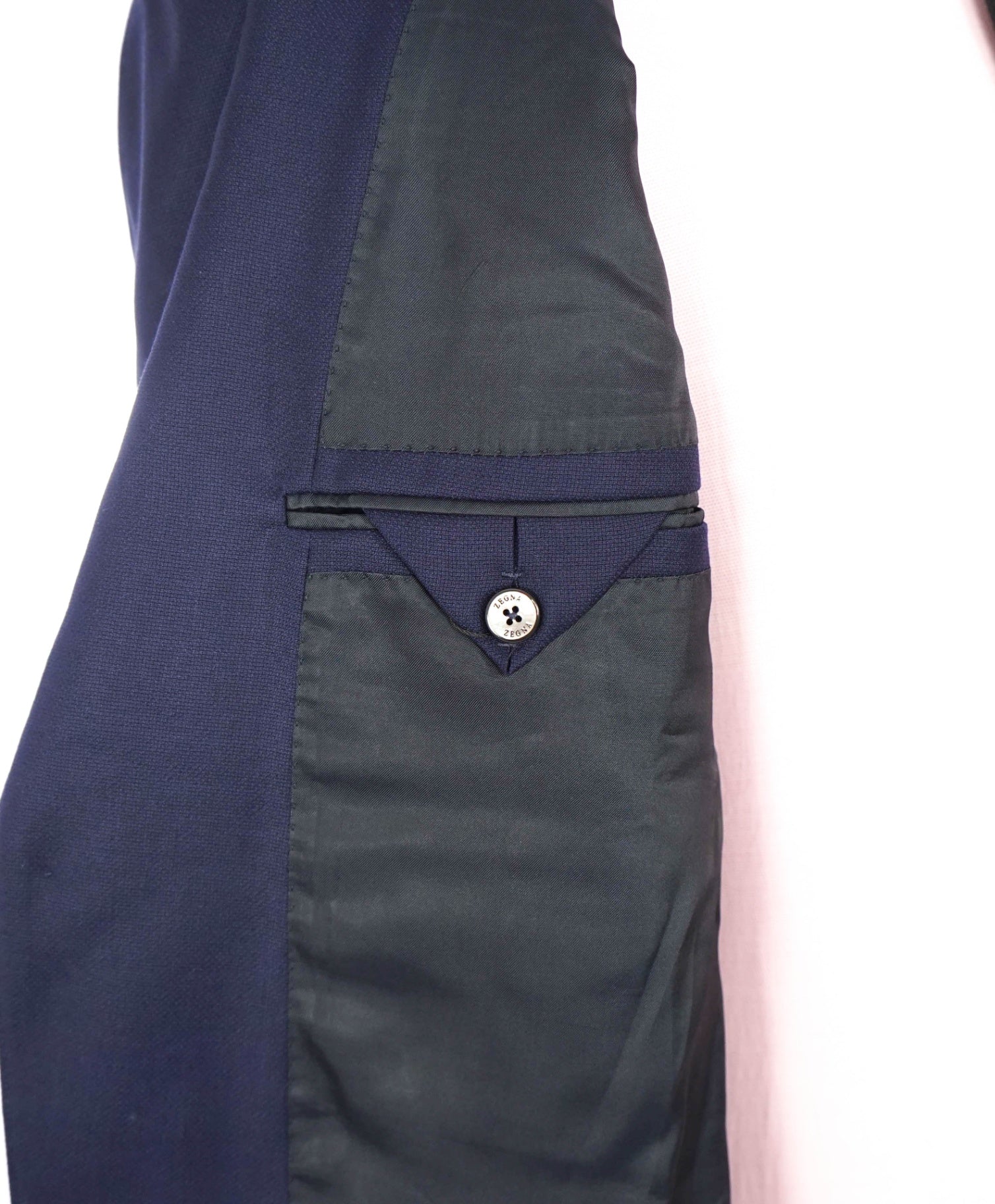 $3,590 ZEGNA - Navy Blue Wool Blazer - 42R