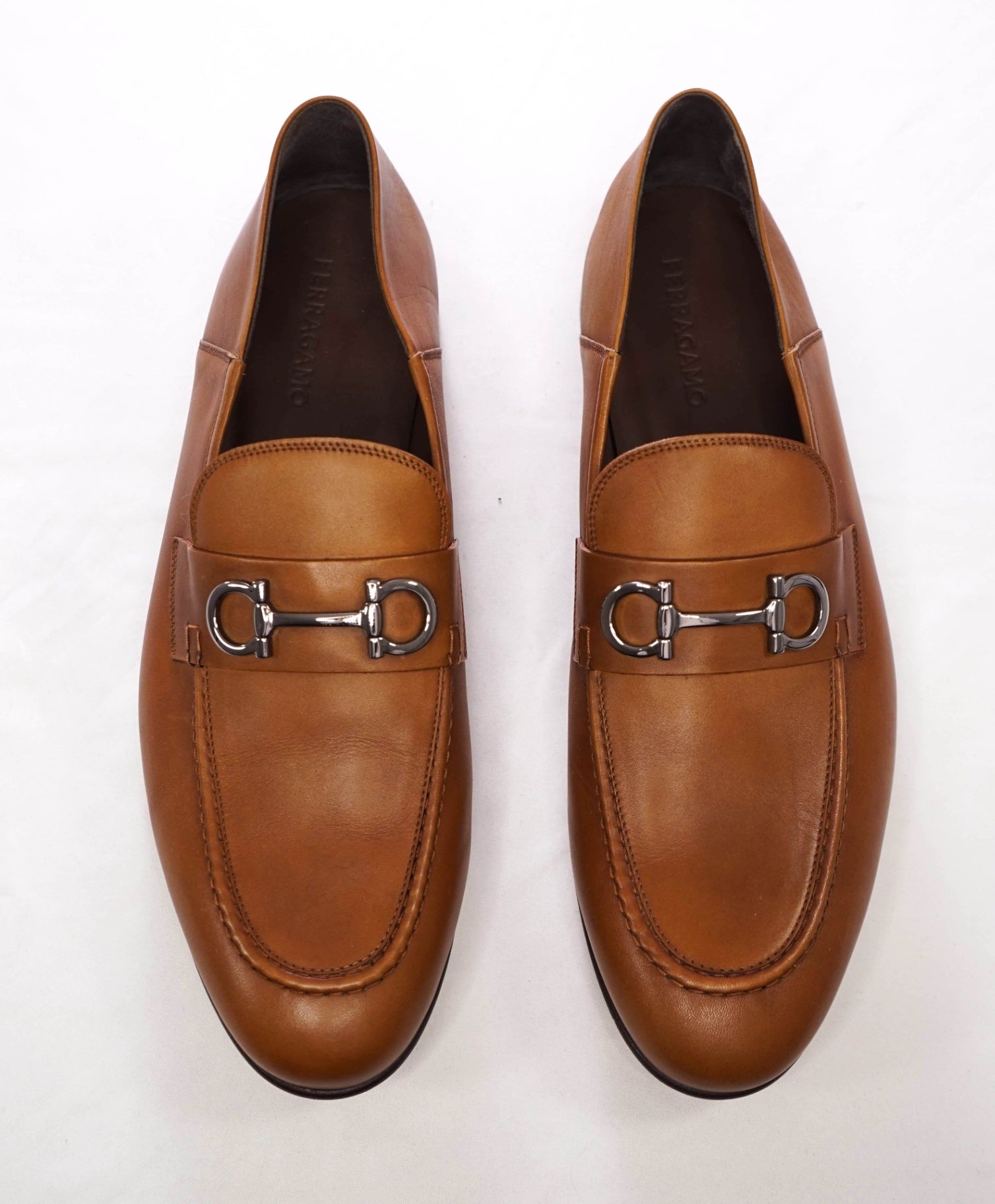 $880 FERRAGAMO - Brown Leather Loafers - 13 EE