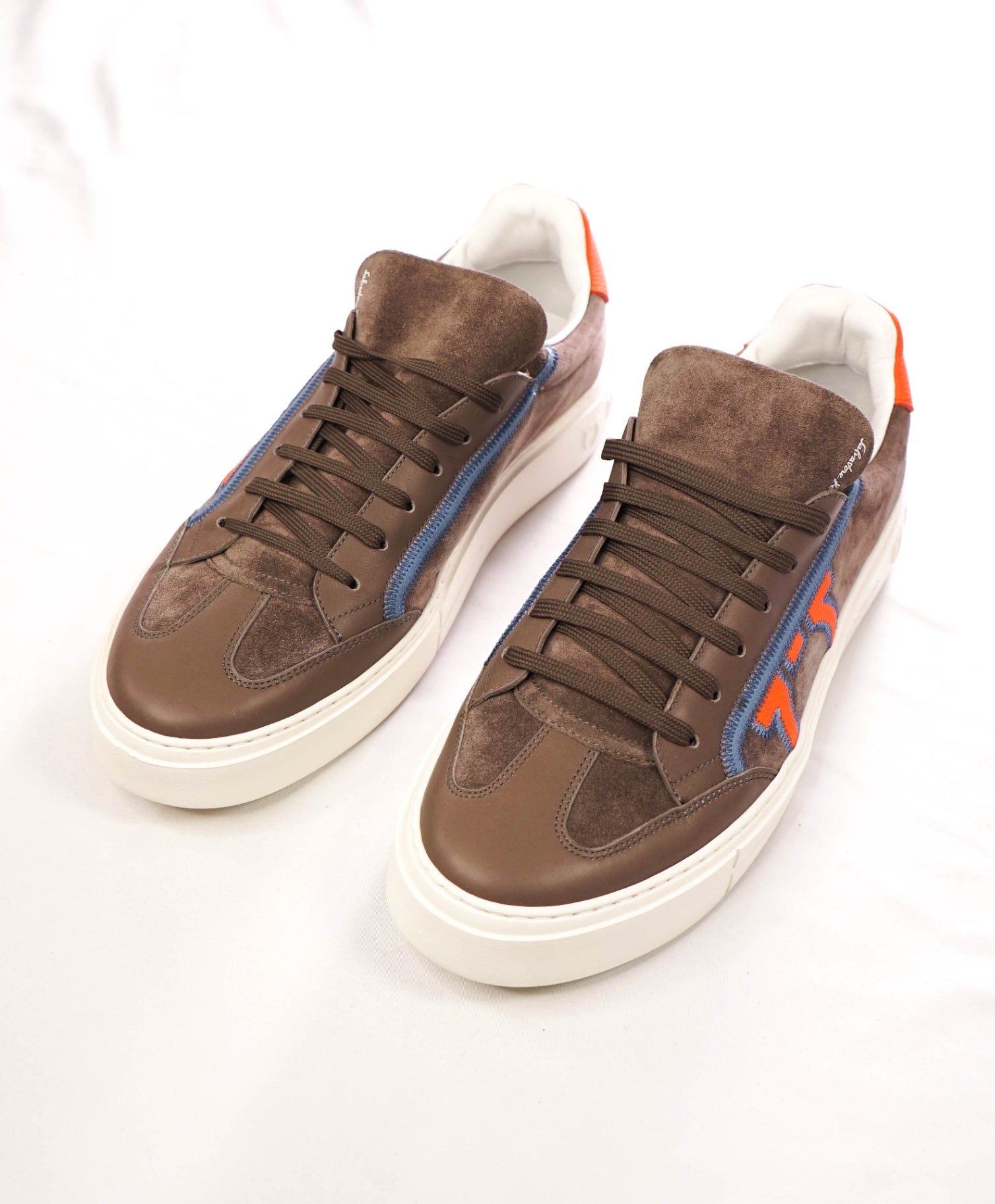 $795 FERRAGAMO - BORG 5 Gray Suede/Leather Sneakers - 12 M