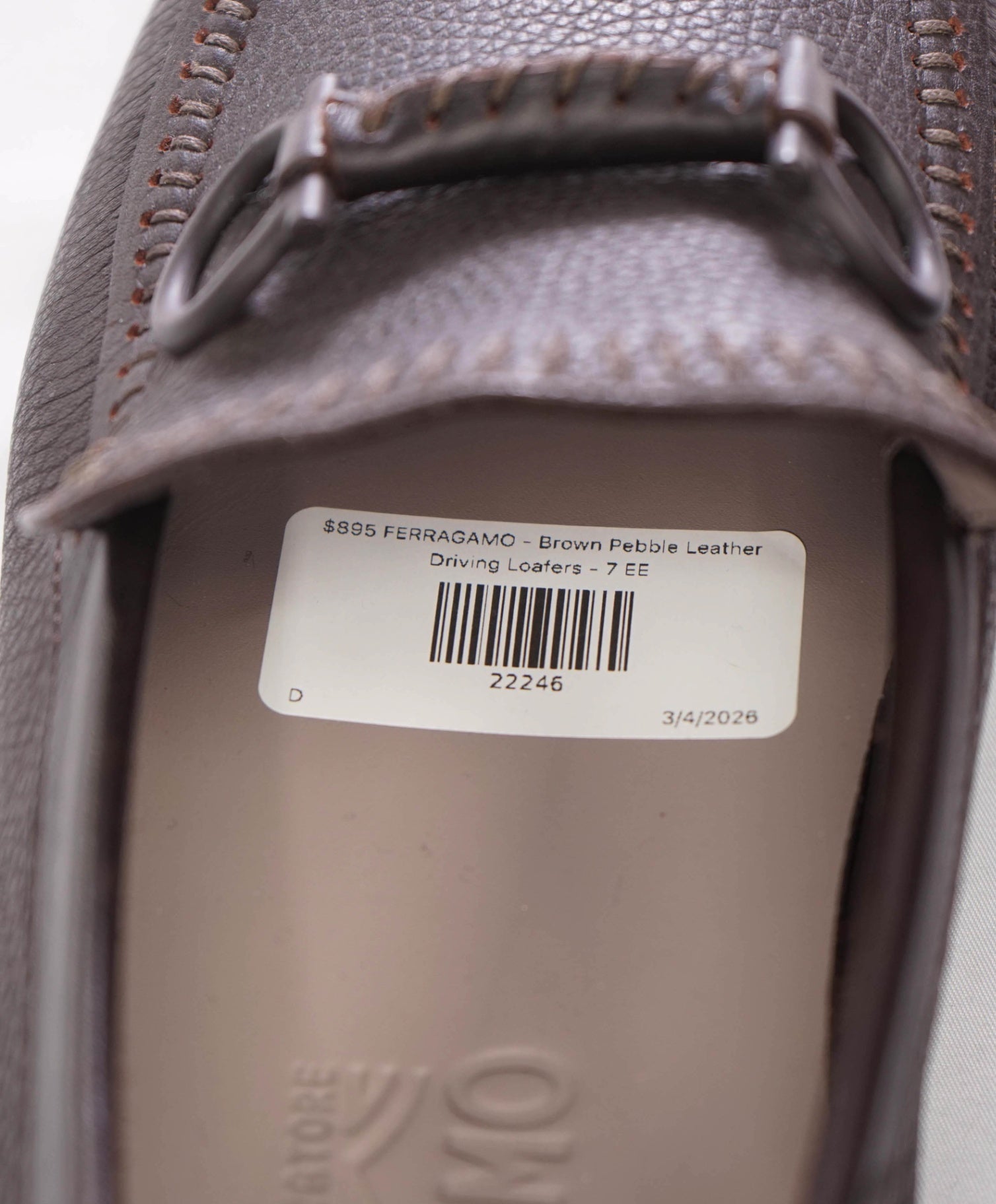 $895 FERRAGAMO - Brown Pebble Leather Driving Loafers - 7 EE