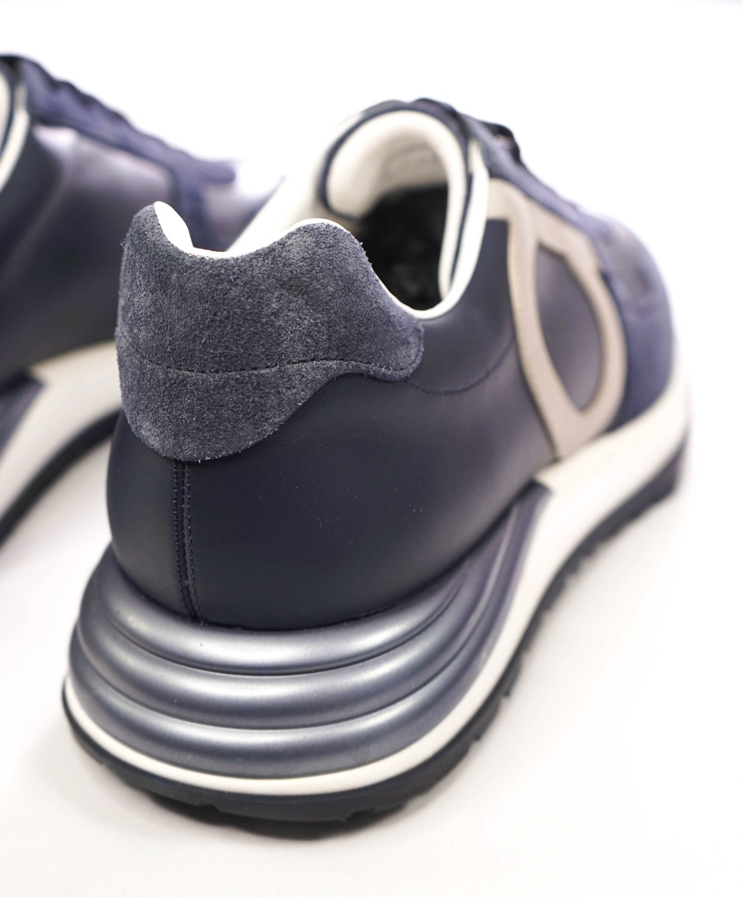 $995 FERRAGAMO - "BROOKLYN" Navy Leather/Suede Sneakers - 11 M