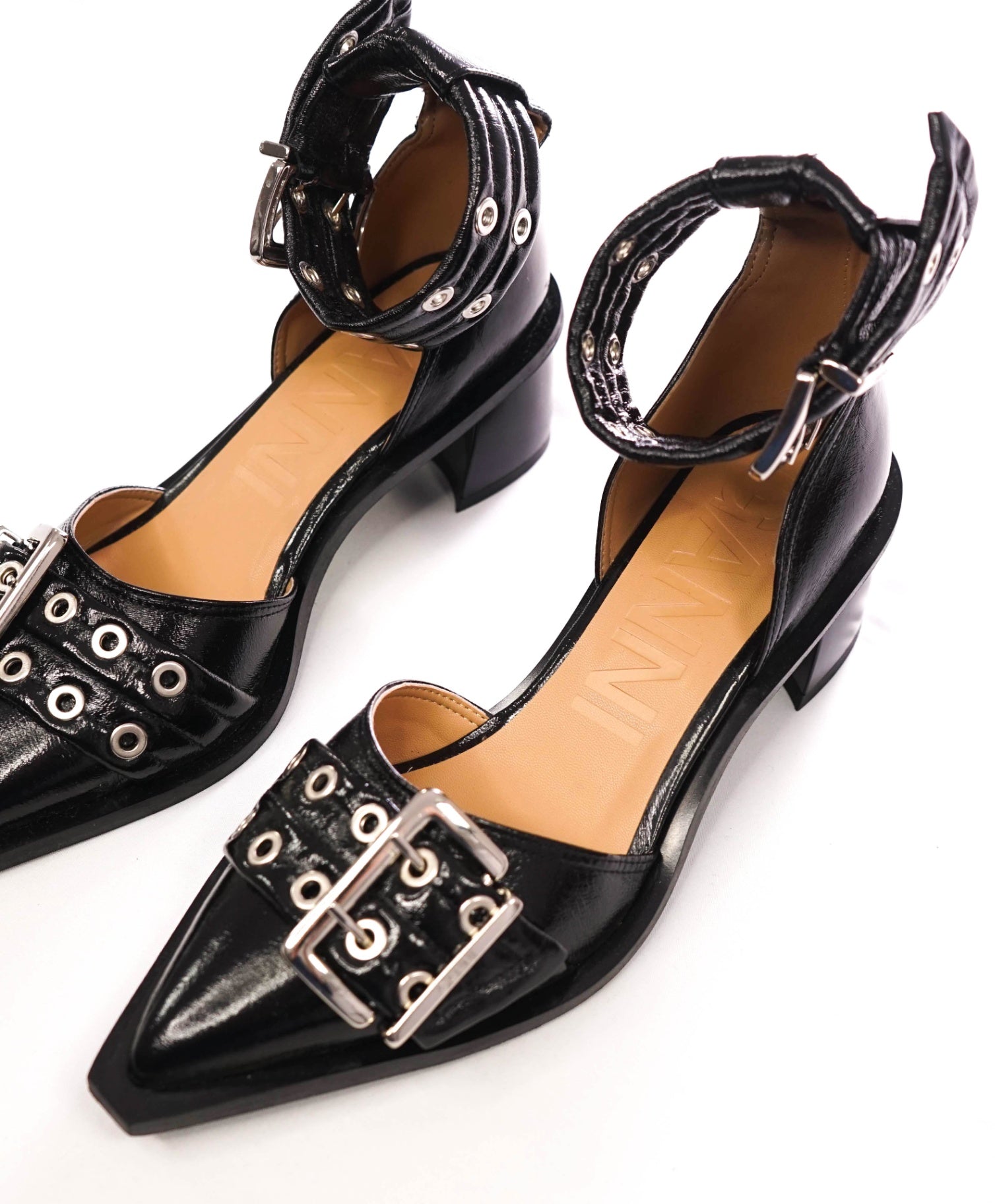 $475 GANNI - Black Leather Buckle Pumps - US 9 (39EU)
