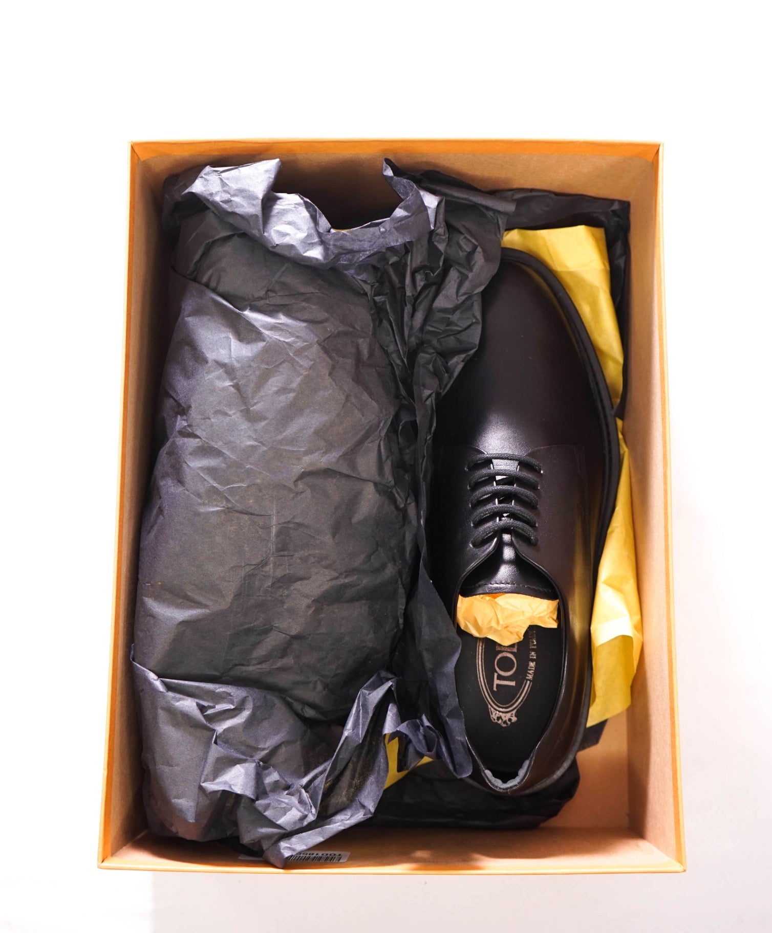 $750 TOD'S - Black Leather Lug Sole Derby - US 7.5 (UK6.5)