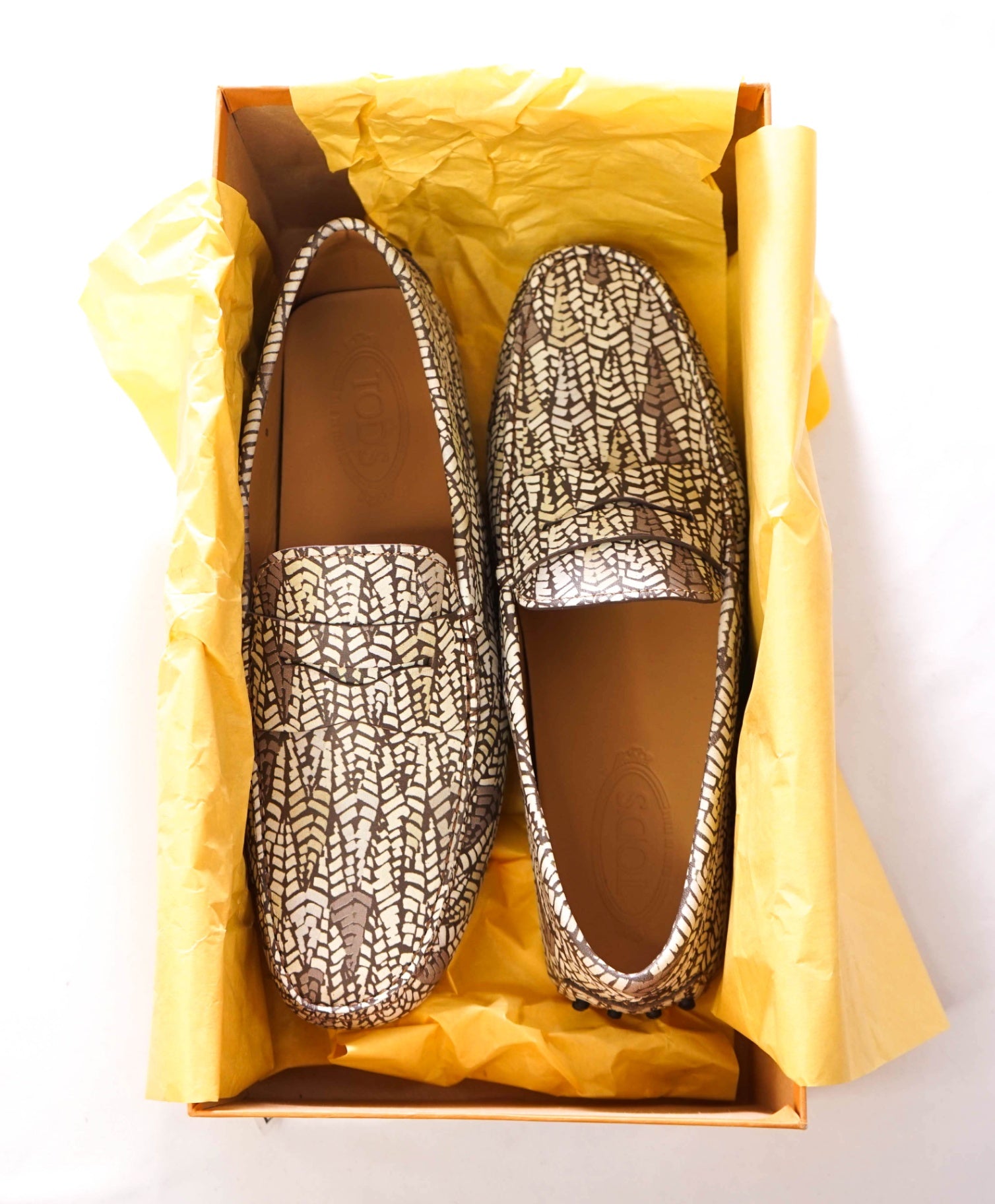 $775 TOD'S - Abstract Green Leather Driving Loafers - US 10 (9UK)