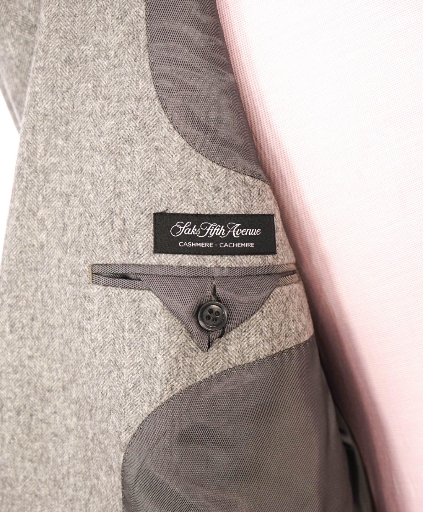 $1,295 SAKS 5TH AVE - Light Gray Herringbone Cashmere Blazer - 44R