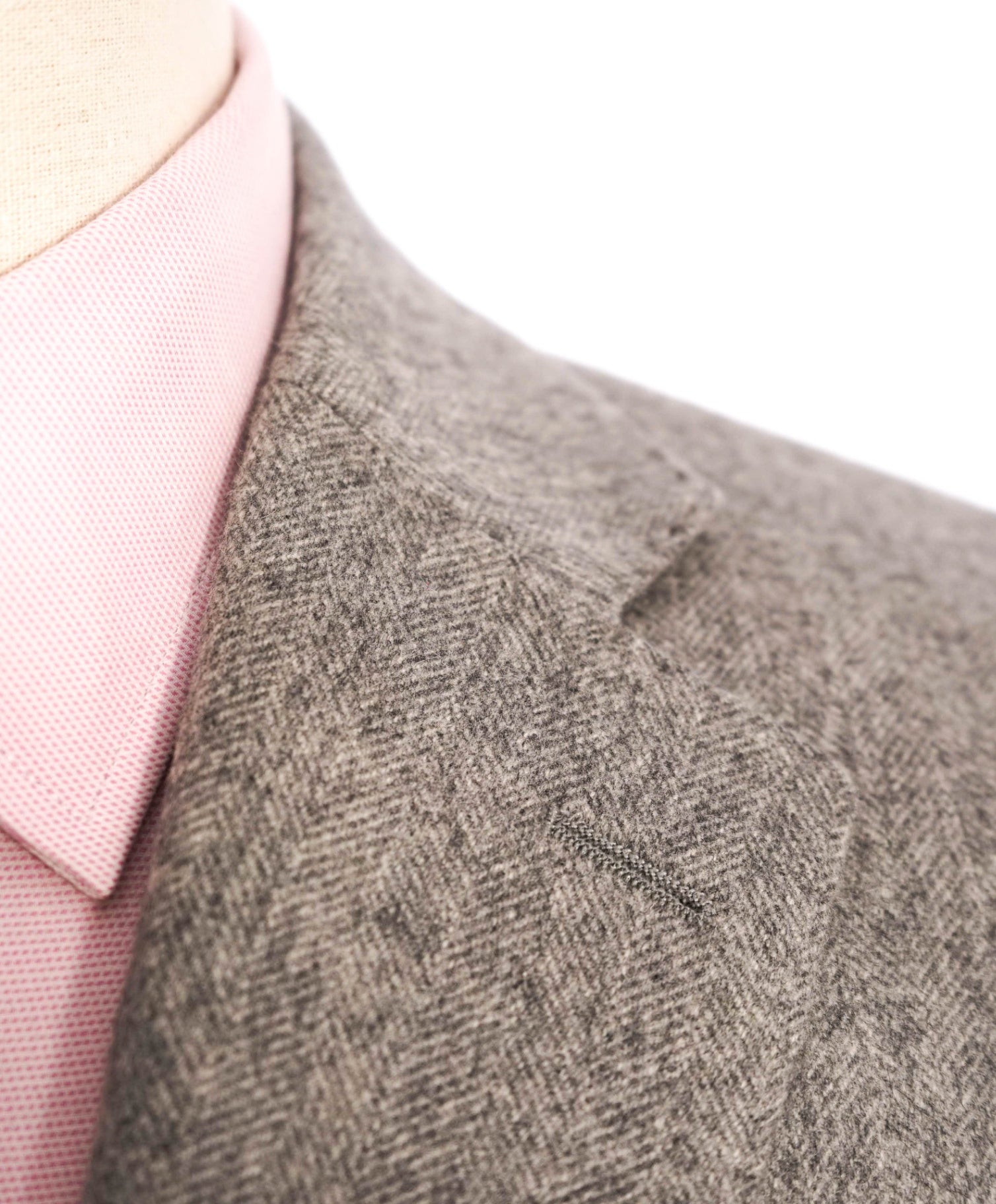 $1,295 SAKS 5TH AVE - Light Gray Herringbone Cashmere Blazer - 44R