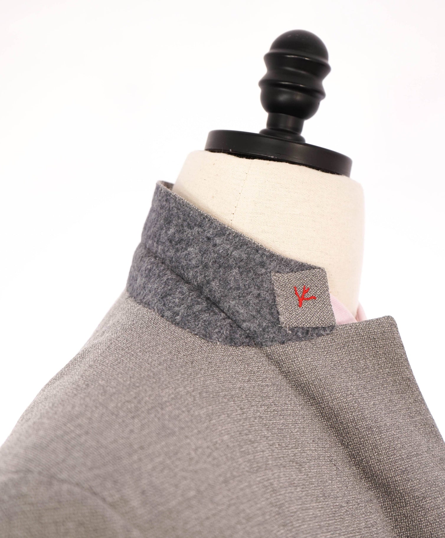 $3,295 ISAIA - Light Gray Textured Wool Royal Weave Blazer - 42R