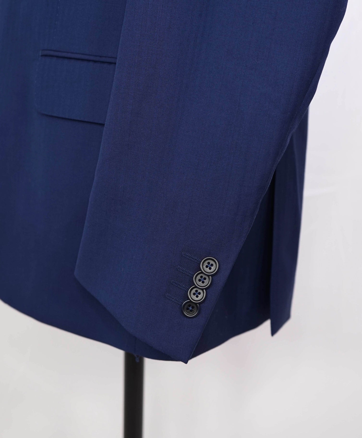 $1,295 ZEGNA For SAKS 5TH AVE - Navy Wool "TRAVELLER" Suit - 44R