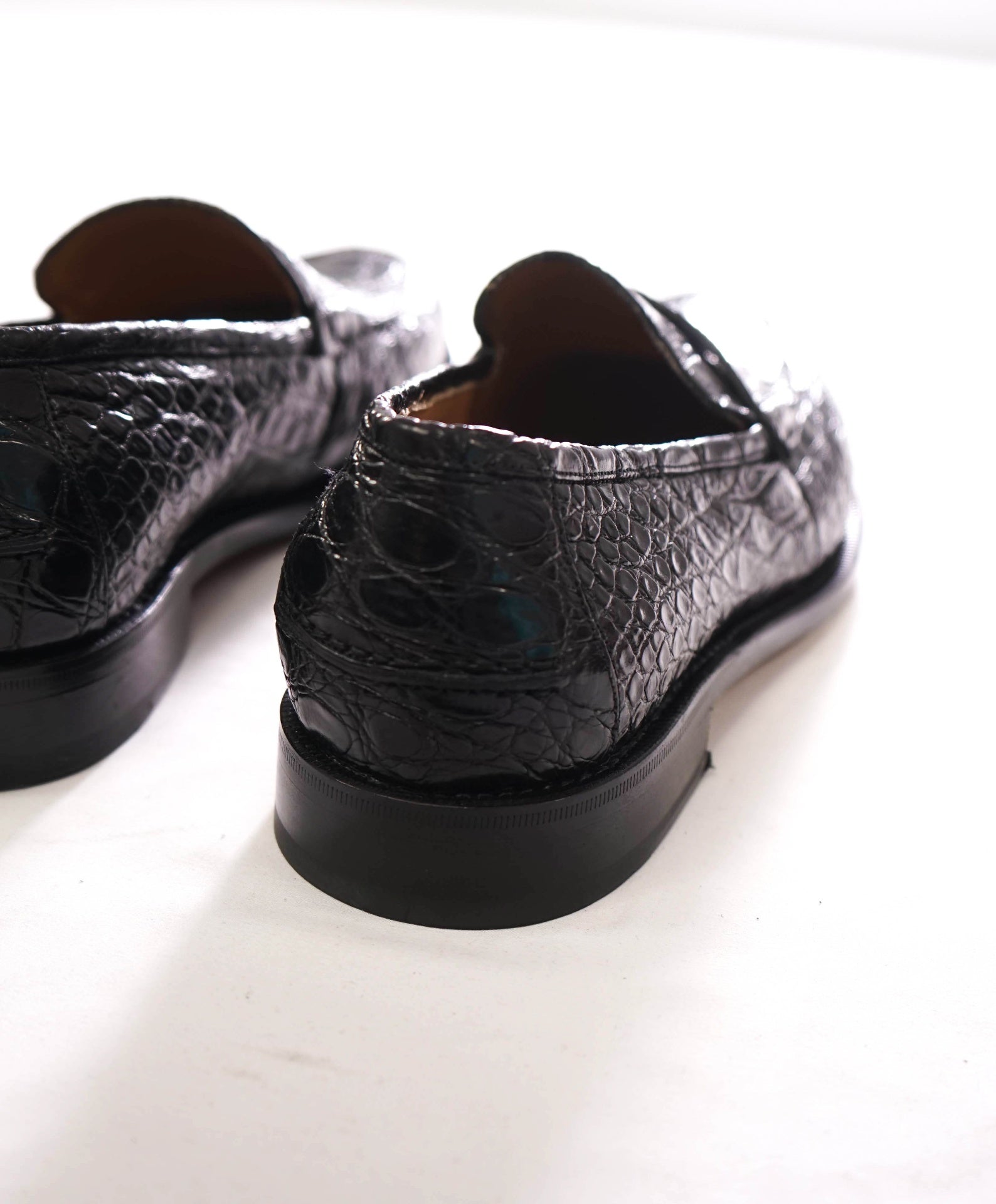 $2,100 FERRAGAMO TRAMEZZA - Black "Crocodile Skin" Loafers - 9.5 D