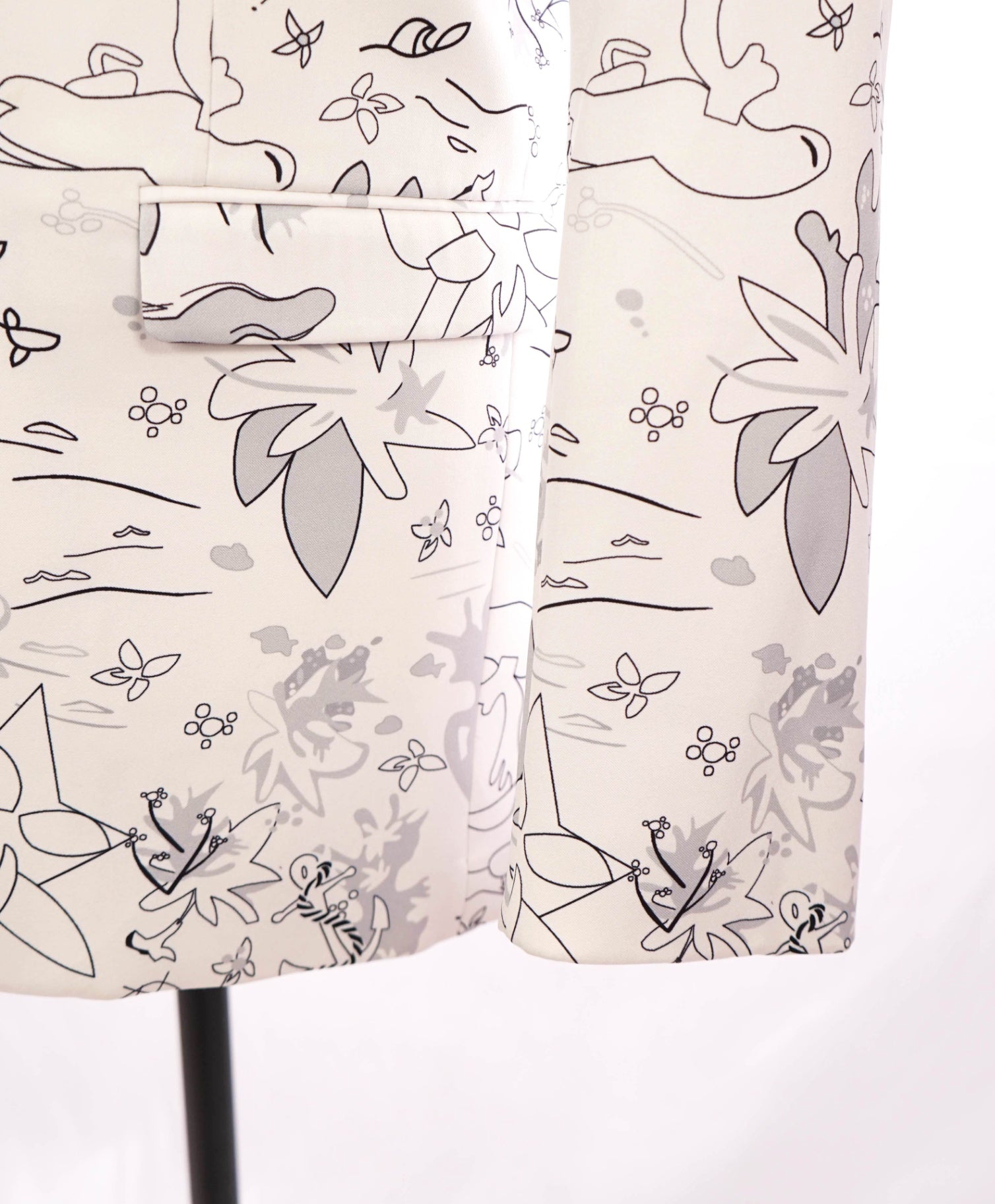 $3,100 THOM BROWNE - Ivory White Abstract Print Blazer - 46