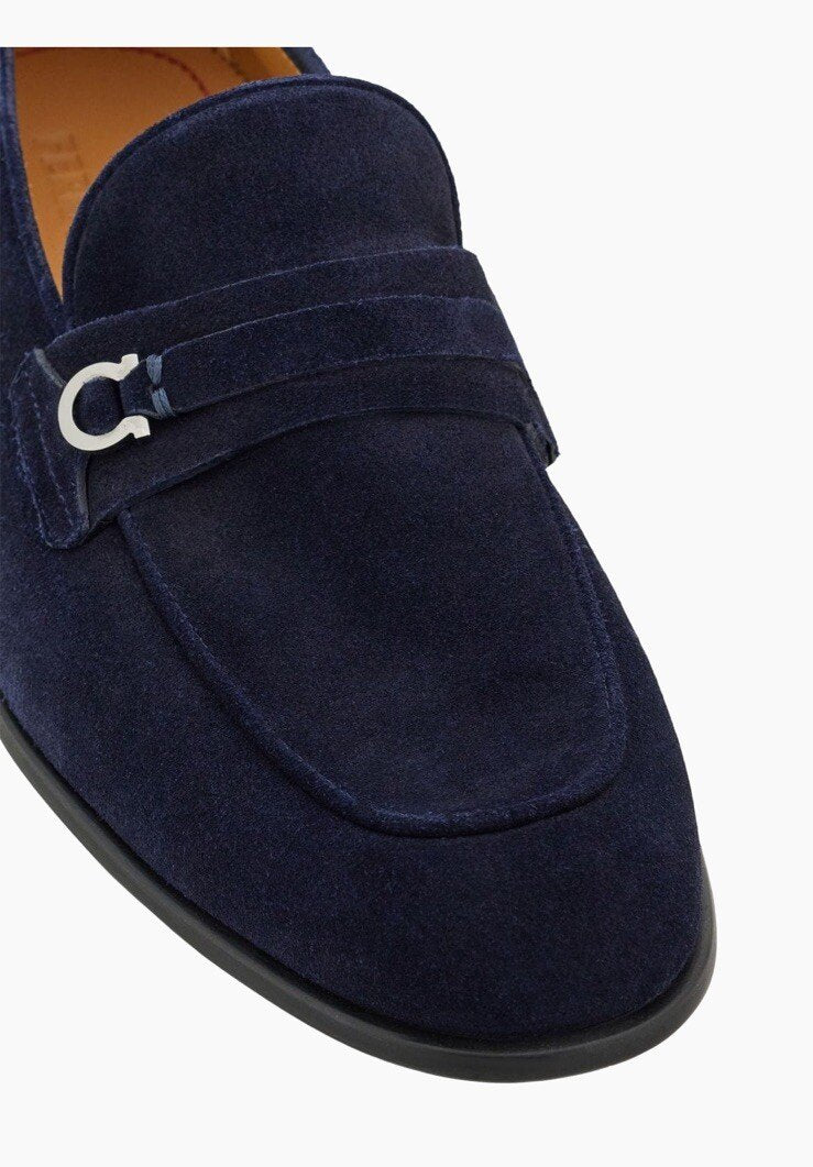 $950 FERRAGAMO - Midnight Blue Suede "DESIO" Loafers - 13 E