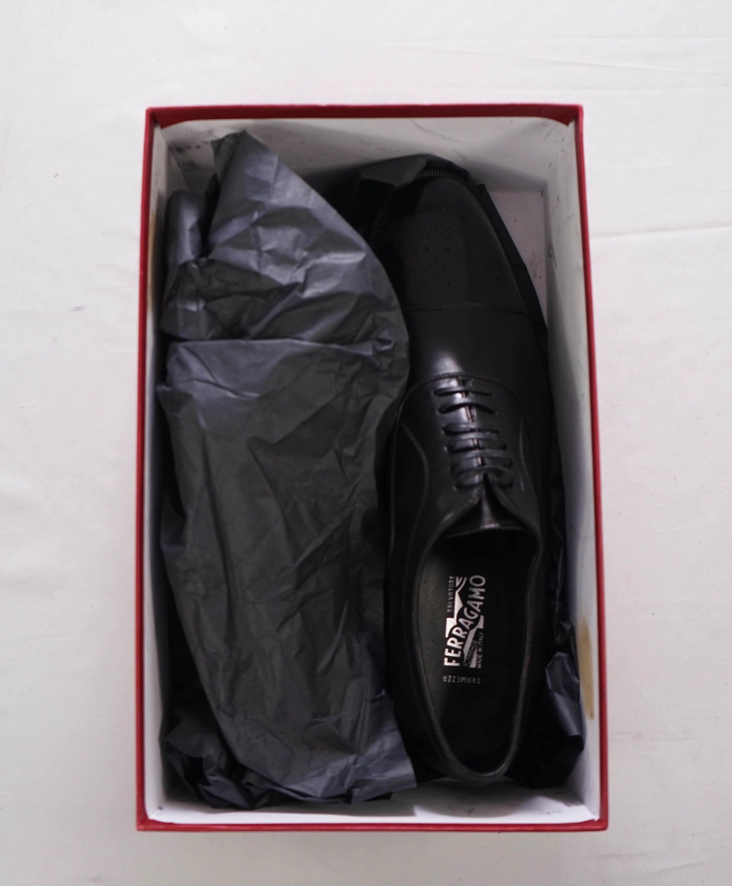 $1,090 FERRAGAMO - Black Leather "GOYA" Cap Toe Oxfords - 11 EE
