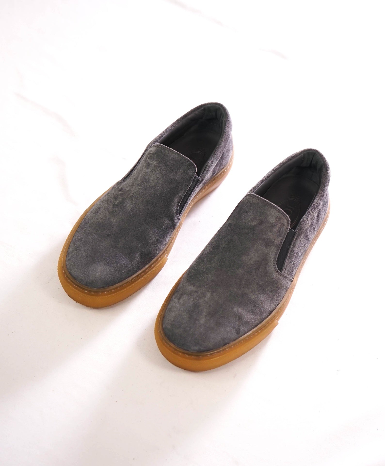 $825 TOD'S - Gray Suede Loafers - US 9 (UK8)