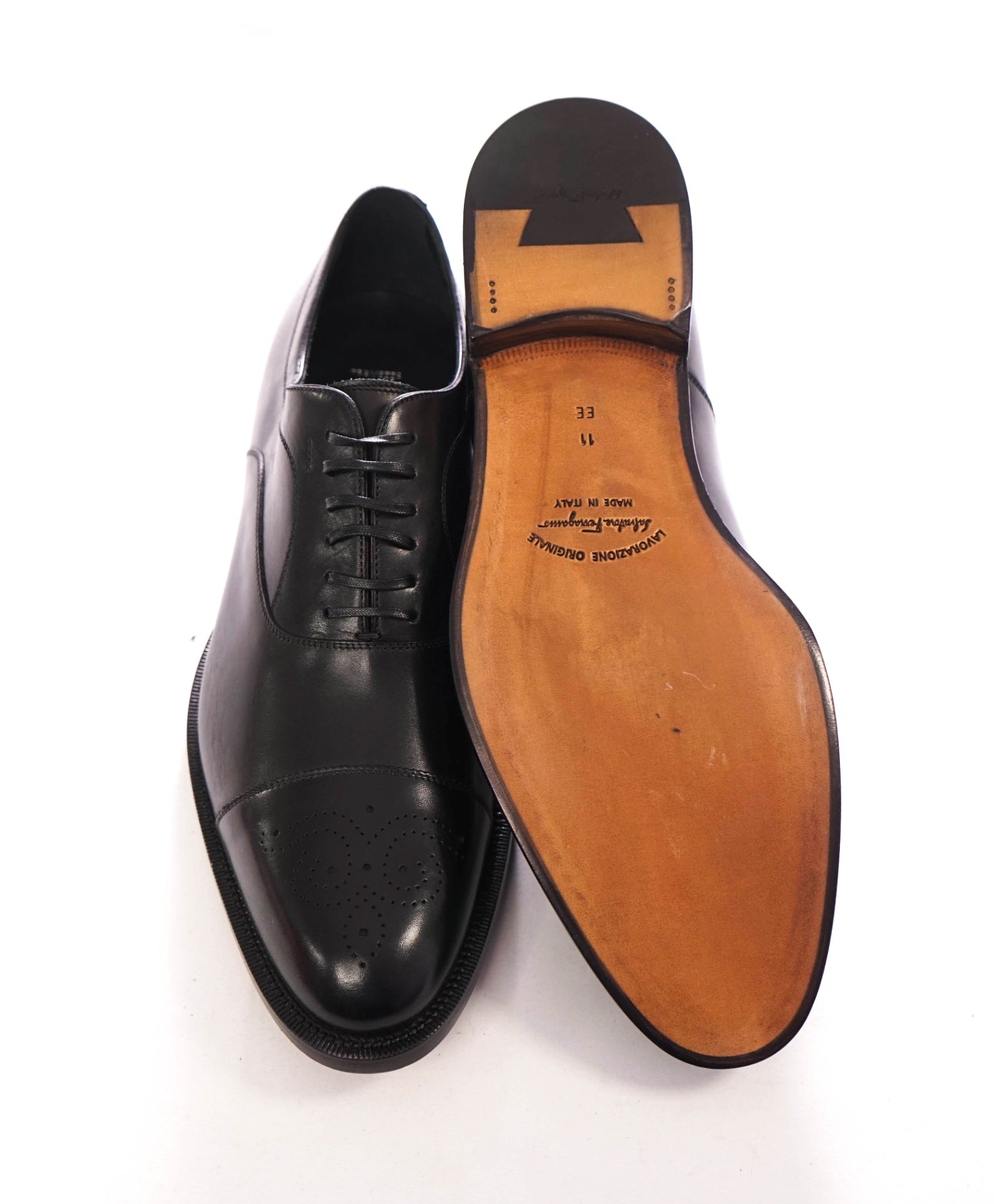 $1,090 FERRAGAMO - Black Leather "GOYA" Cap Toe Oxfords - 11 EE