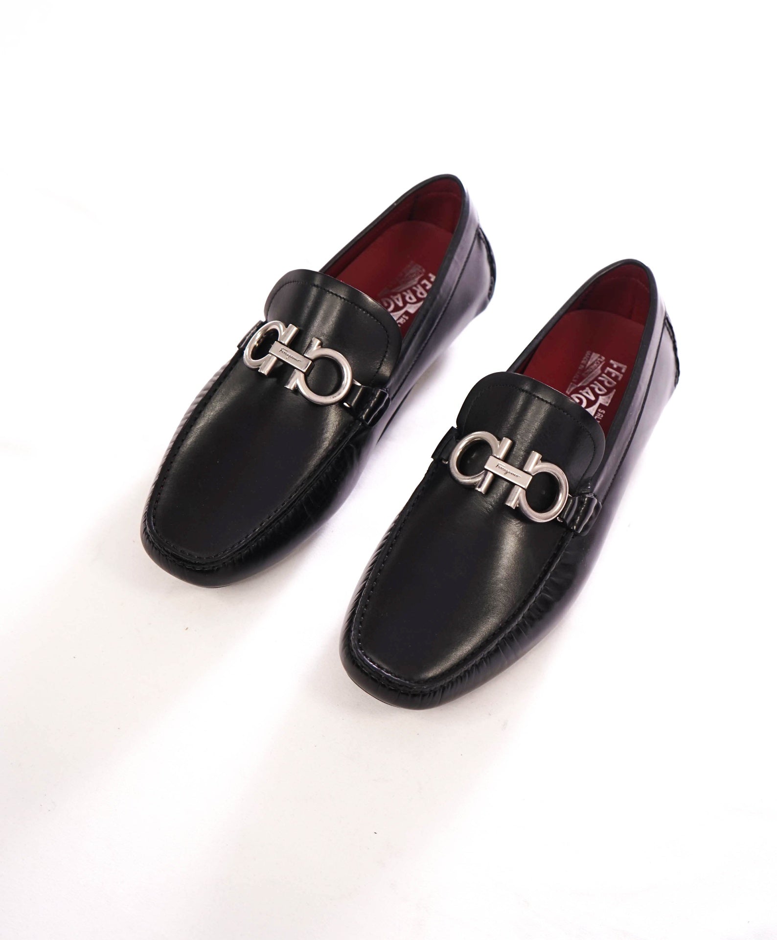 $850 FERRAGAMO - Black Leather Driving Loafers - 8 EE