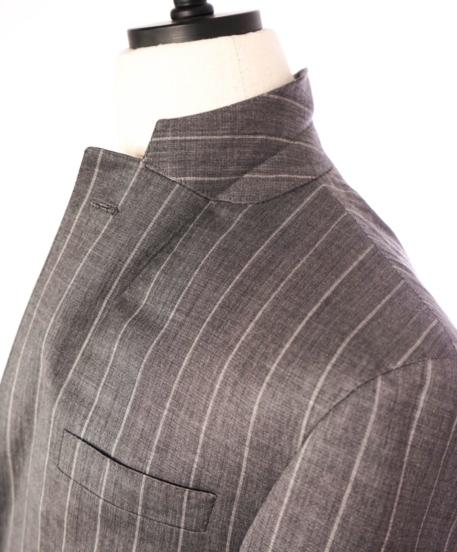 $1,695 HICKEY FREEMAN - Gray Stripe Wool Suit - 40S