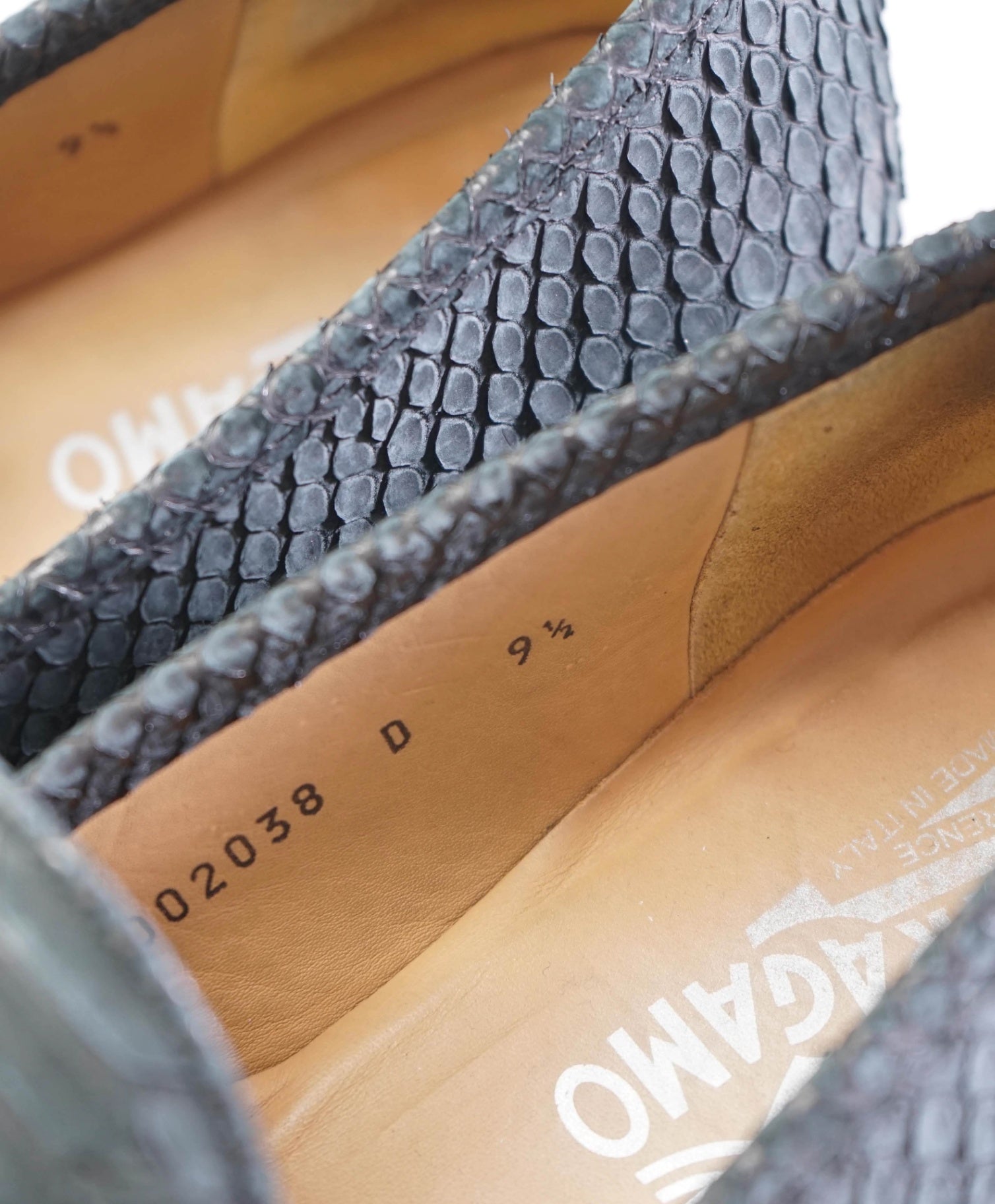 $2,650 FERRAGAMO - Gray/Green Python Skin "MASON" Loafers - 9.5 D