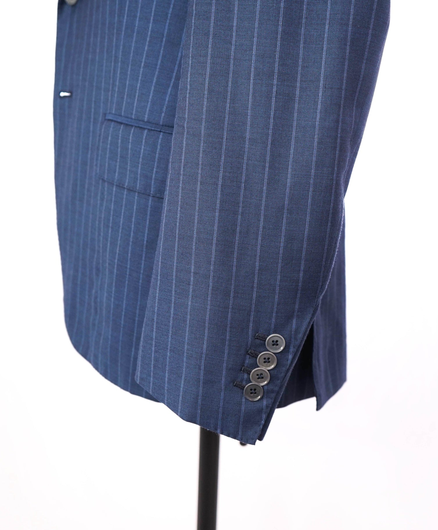$5,950 ISAIA - CUSTOM Slim Pastel Blue Chalk Stripe Wool Suit - 40R