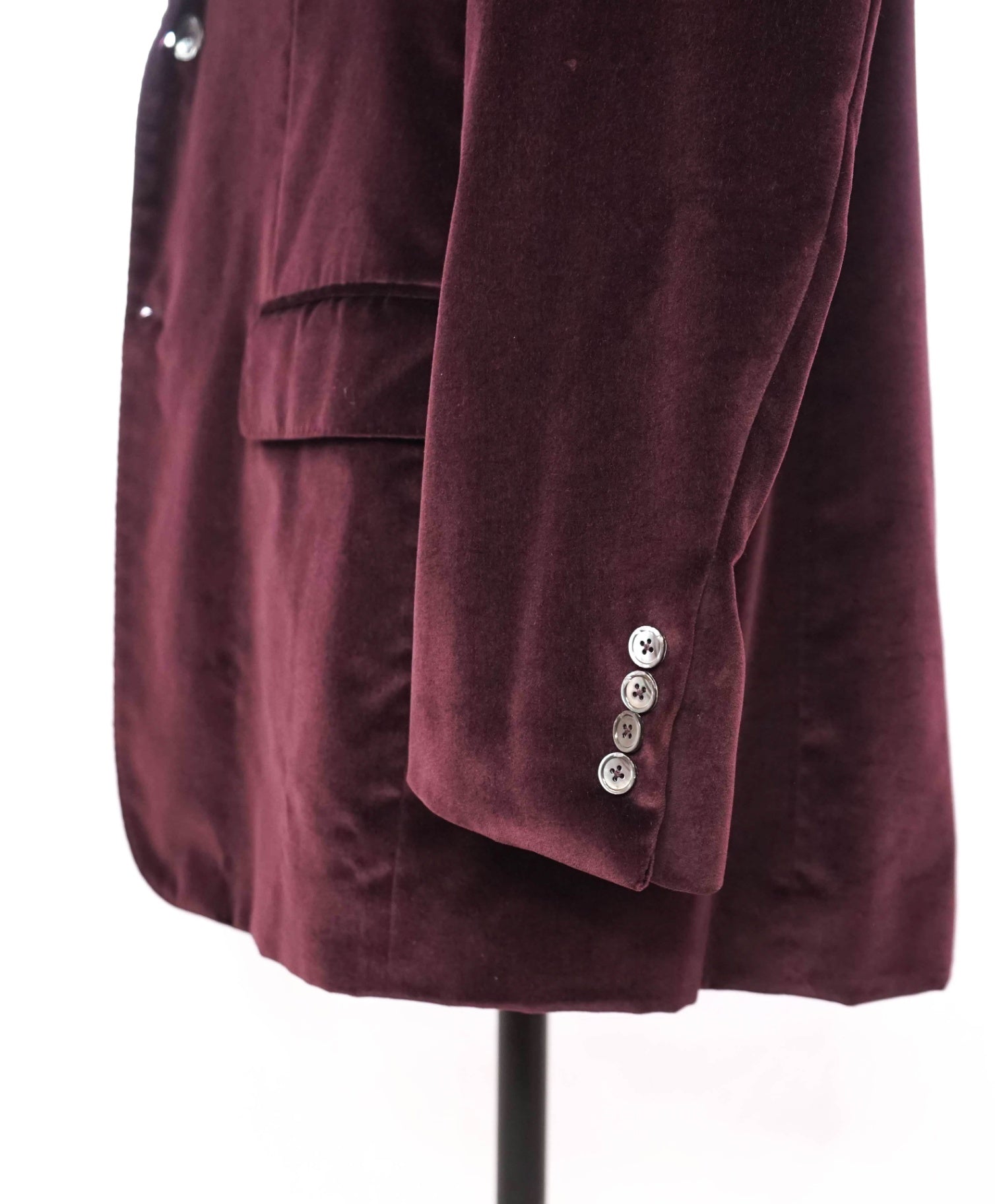 $4,995 ISAIA - Maroon Red Velvet Smoking Jacket - 48R