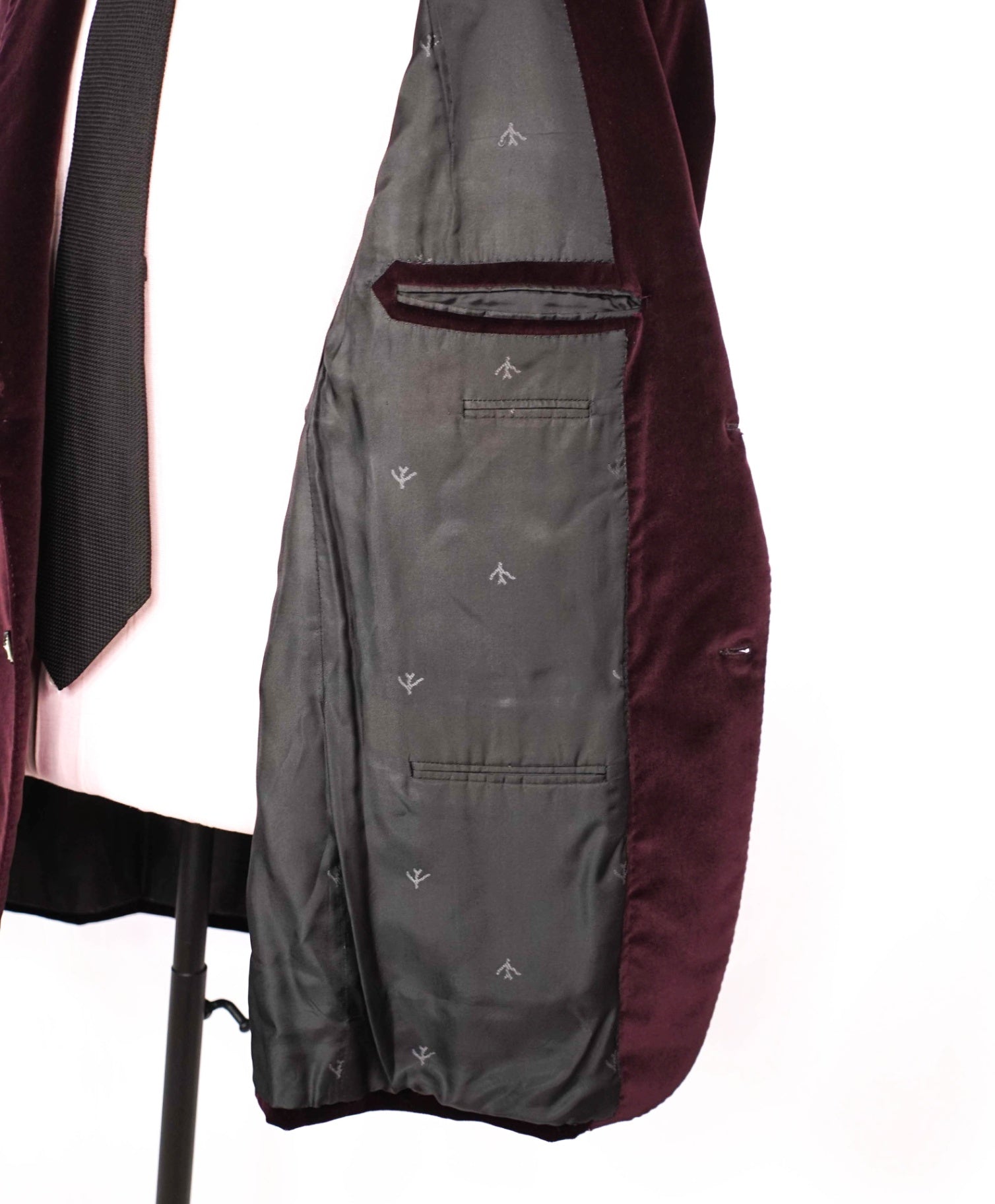 $4,995 ISAIA - Maroon Red Velvet Smoking Jacket - 48R
