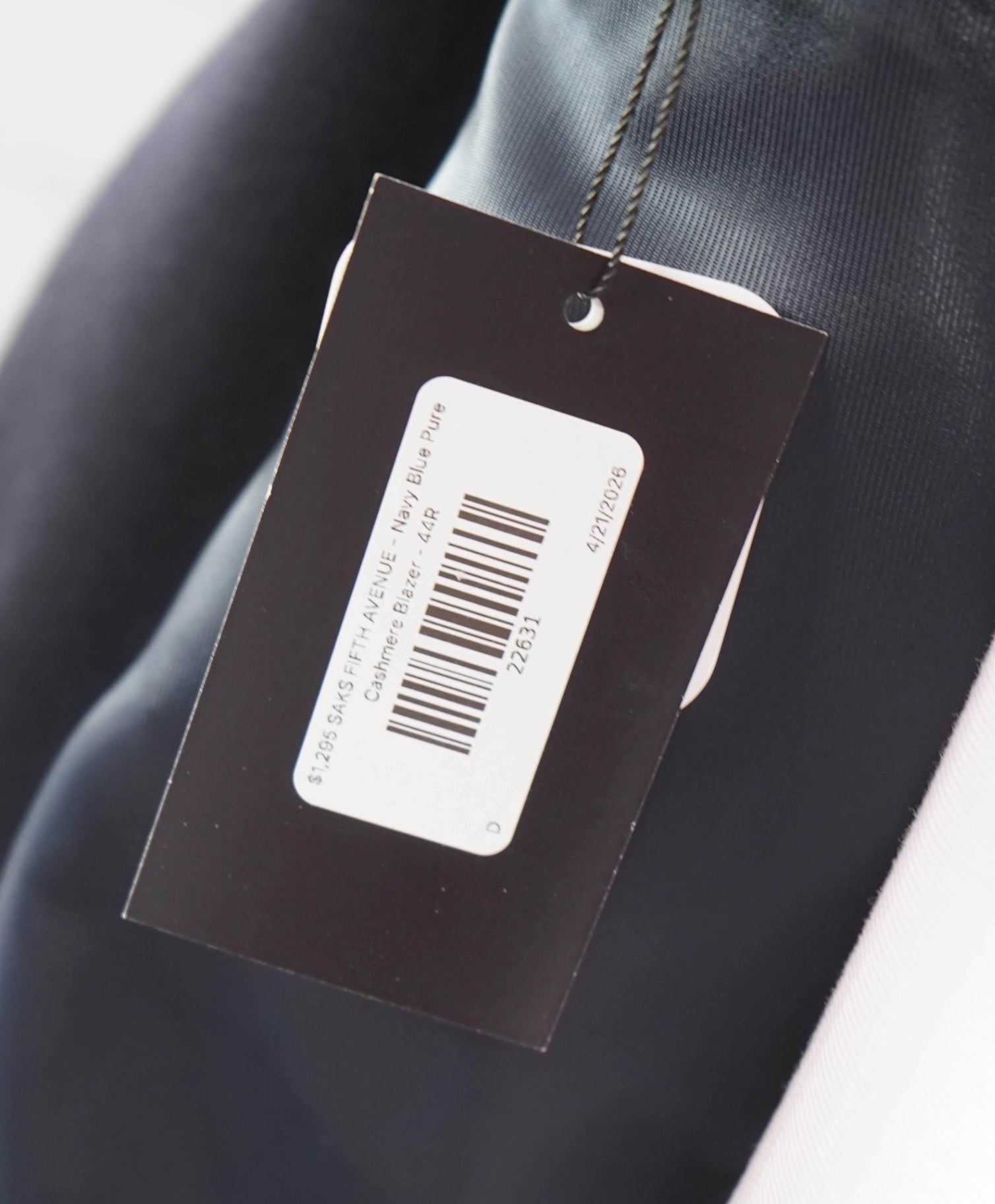 $1,295 SAKS FIFTH AVENUE - Navy 100% Pure Cashmere Blazer - 44R